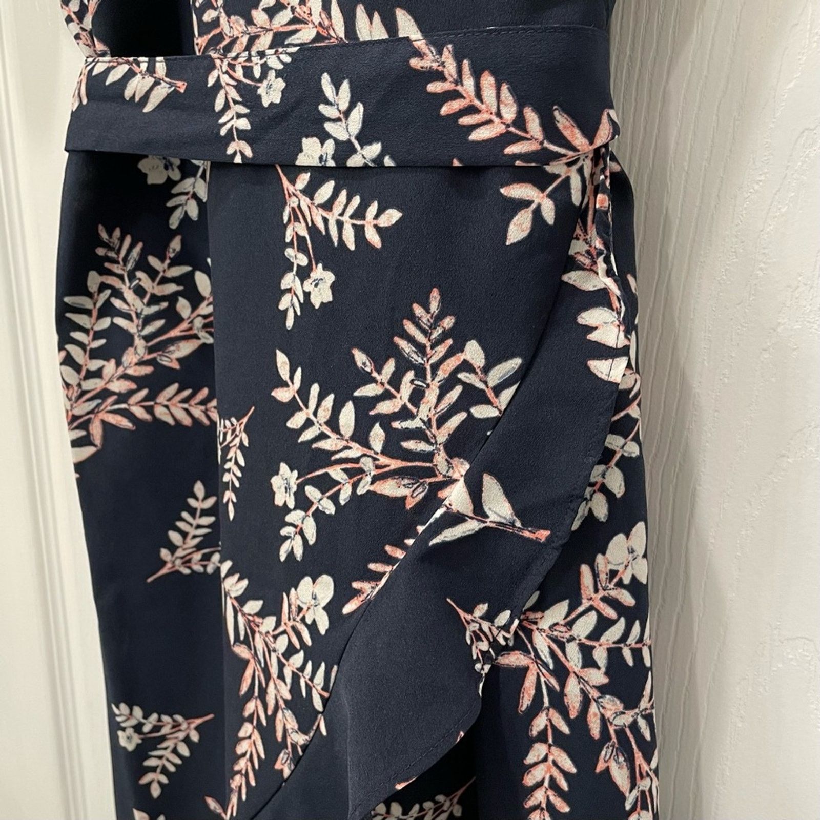 Banana Republic Banana Republic Floral Wrap Dress 2 Size XS / US 0-2 / IT 36-38 - 11 Thumbnail