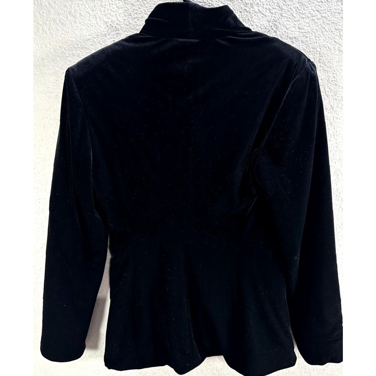 Velvet VINTAGE Veronique Young for W Collection Black Velvet Velour Jacket Gothic Sz 2 Women’s Velvet Jacket Gothic Woman XS? Size XS / US 0-2 / IT 36-38 - 6 Thumbnail