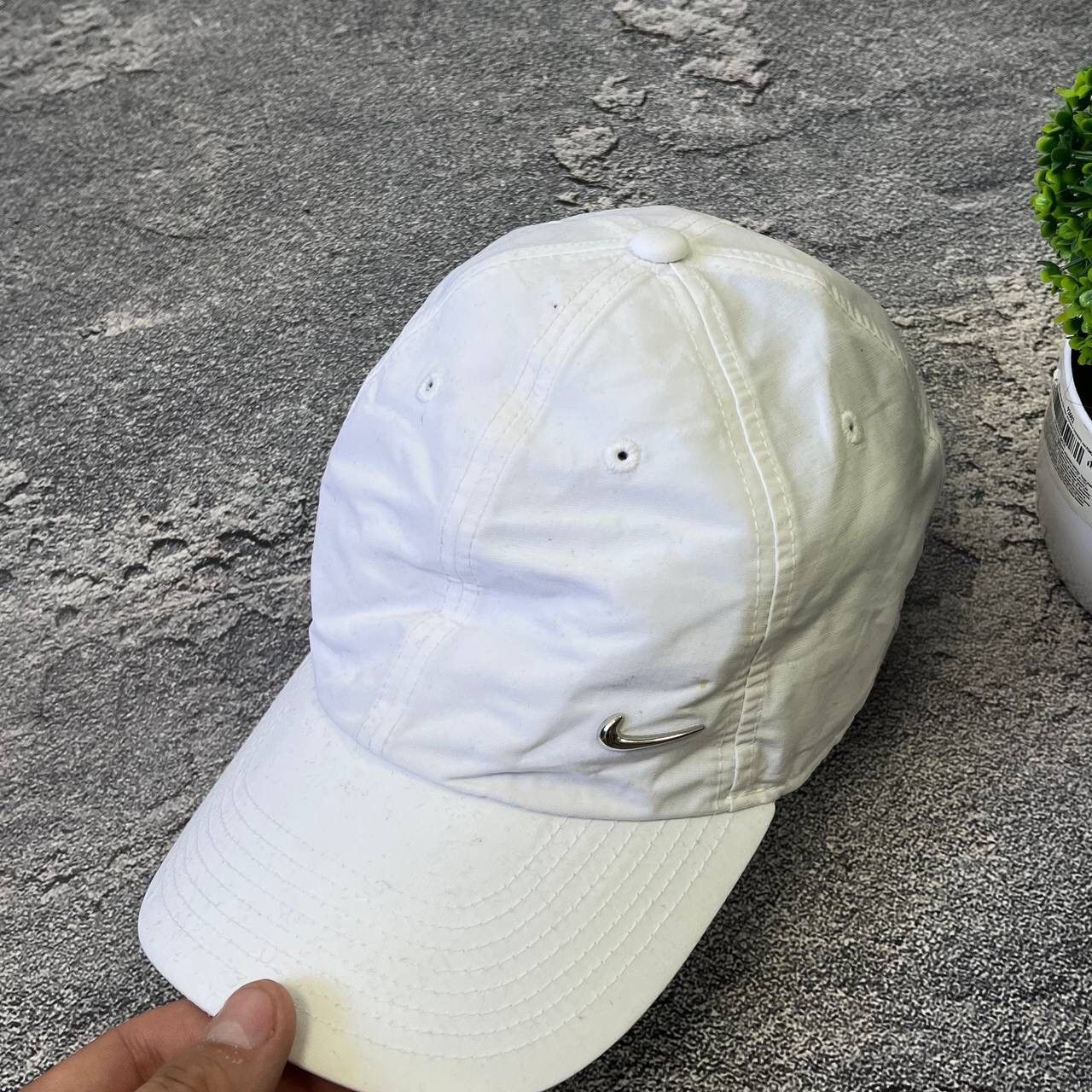 Nike Vintage White Nylon Nike Metal Swoosh Baseball Hat Cap Size ONE SIZE - 3 Thumbnail