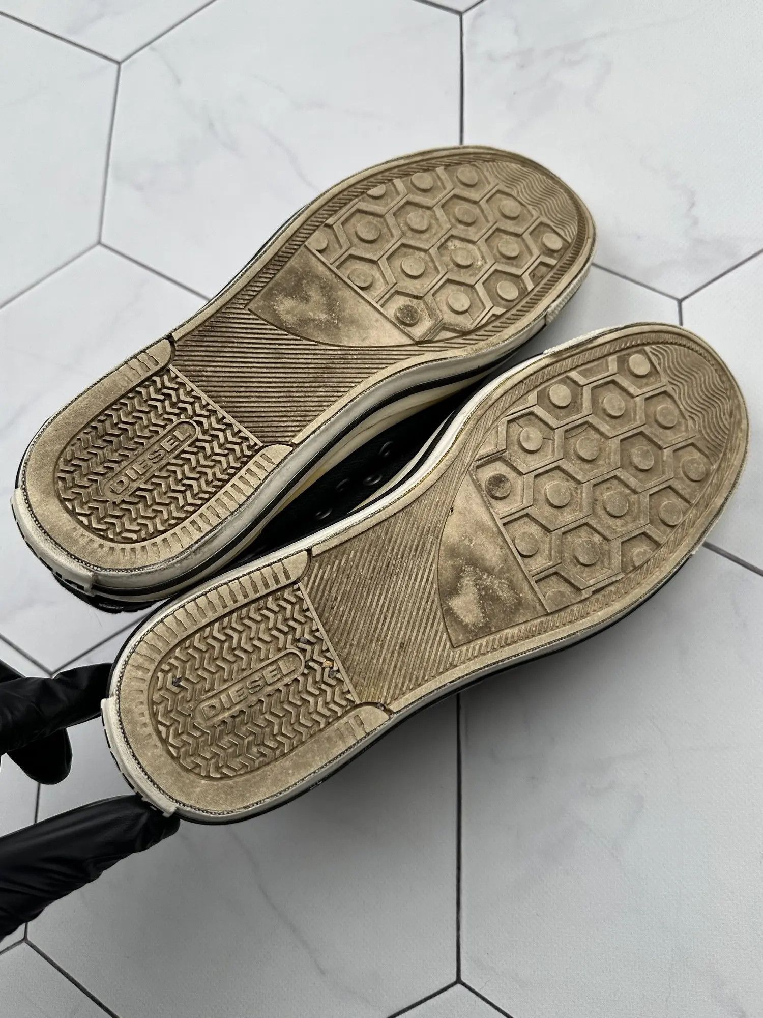 Diesel Diesel Vintage Shoes (B150) Size US 9 / IT 39 - 7 Thumbnail