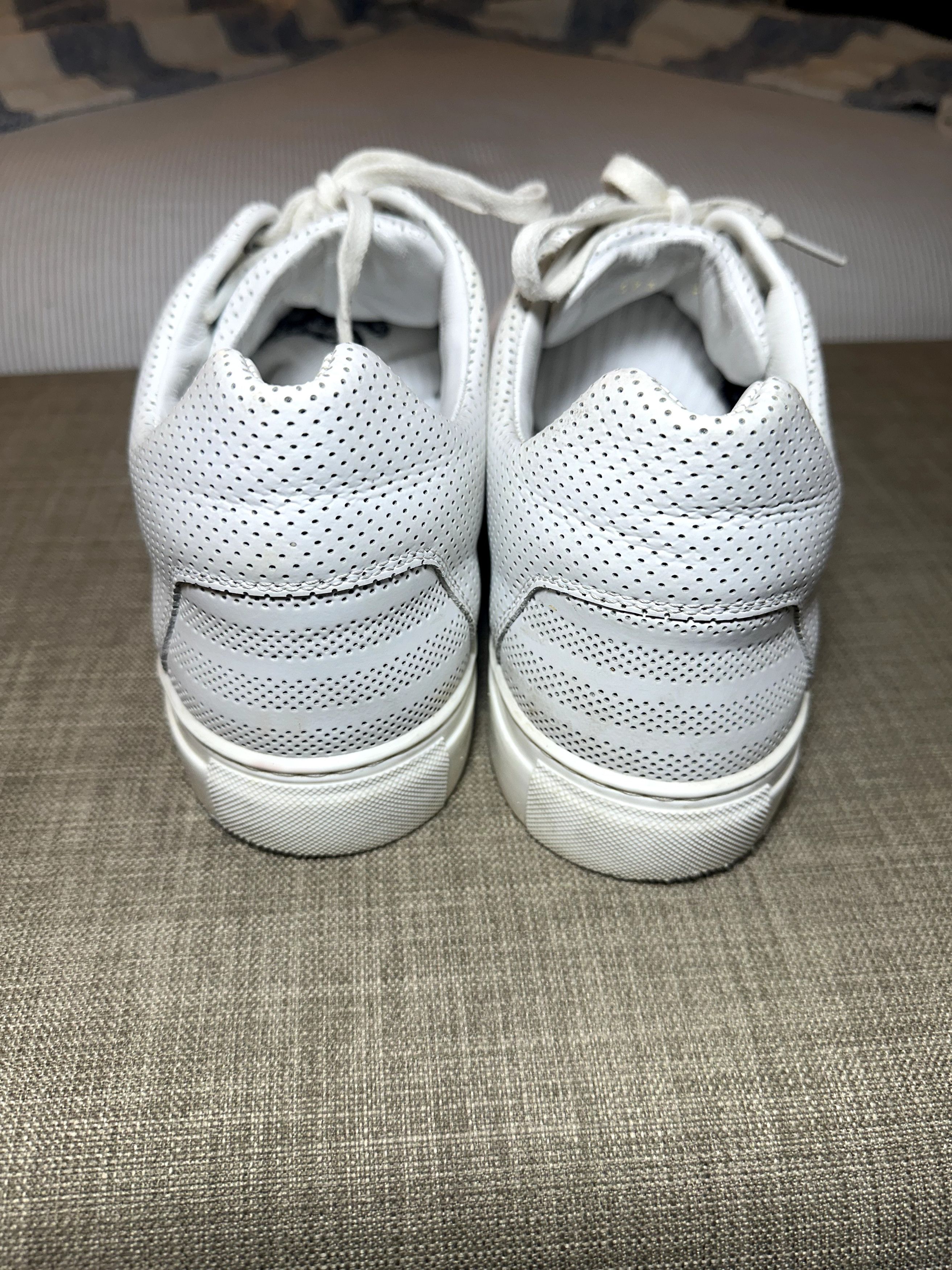 Balenciaga Balenciaga Perforated Leather Low Top Sneakers Size US 10 / EU 43 - 4 Thumbnail