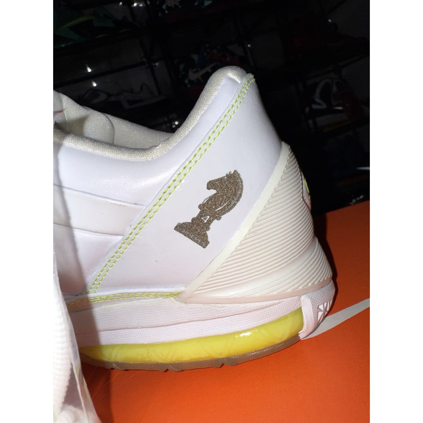 Nike Nike LeBron Sneaker Low Top Mens 10.5 White Neon 1990s 3 III Low Voltage Four Horseman PE Promo Sample Voltage Neon Shoe Best 10.5 Mens Size US 11 / EU 44 - 3 Thumbnail