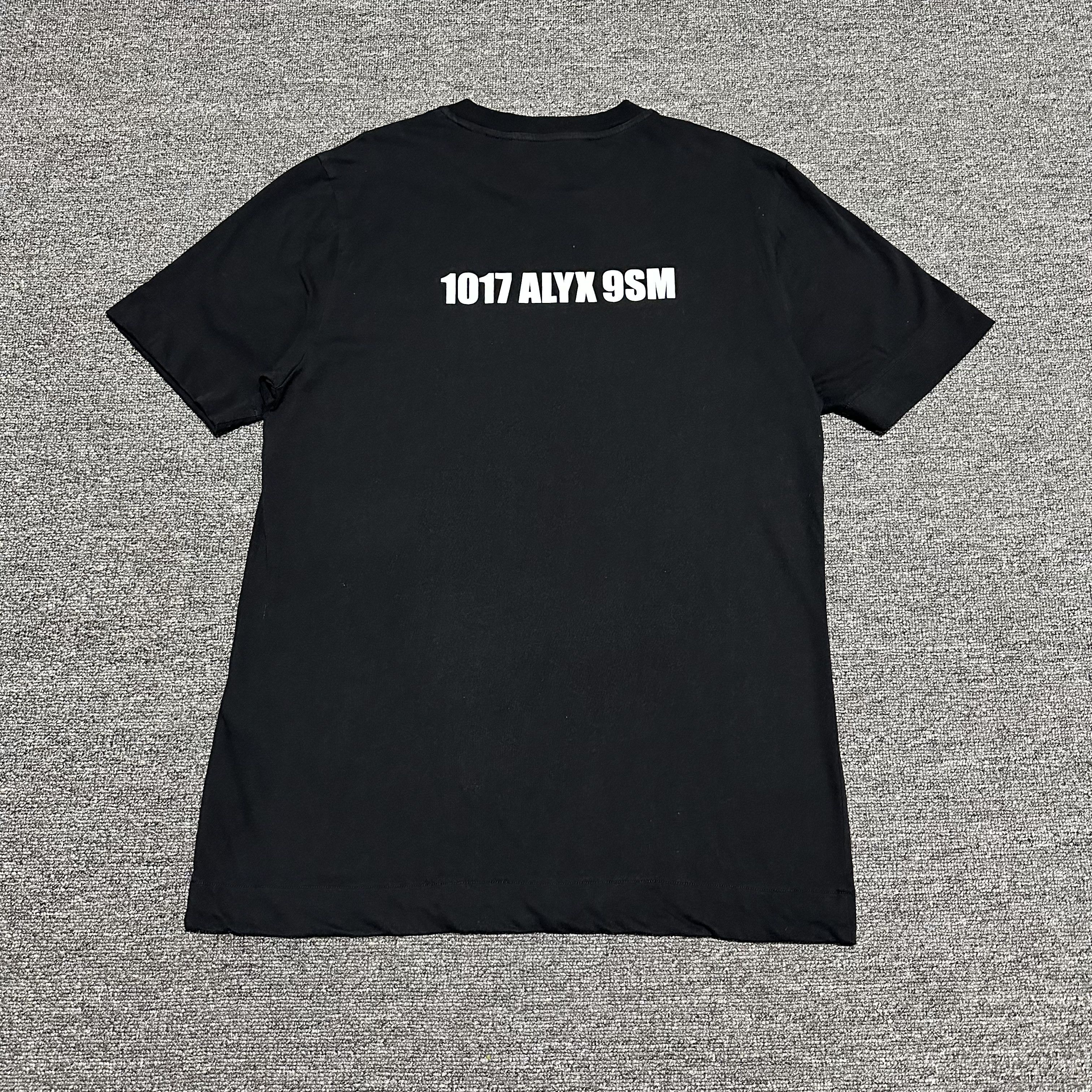 1017 ALYX 9SM 1017 ALYX 9SM Tee Size US M / EU 48-50 / 2 - 3 Thumbnail