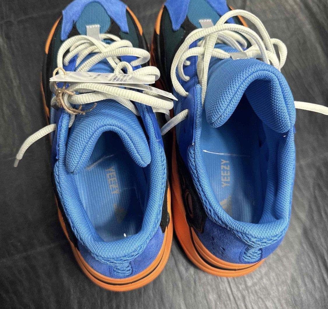 Yeezy Yeezy x Adidas 700 Bright Blue SZ 12 GZ0541 Size US 12 / EU 45 - 6 Thumbnail