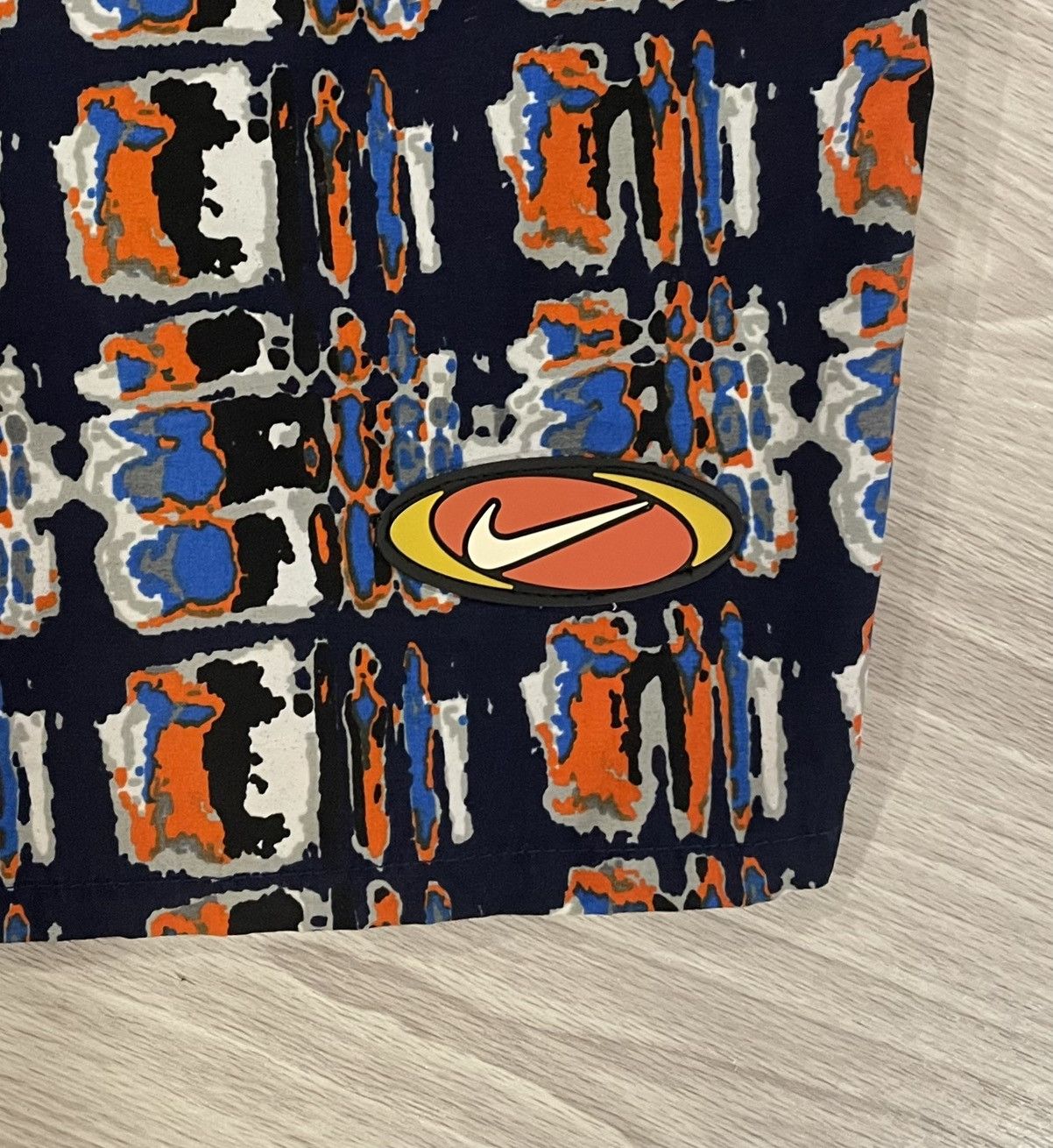 Nike Vintage 90s Nike Geometric Abstract AOP Swim Shorts Men’s XL Size US 36 / EU 52 - 3 Thumbnail
