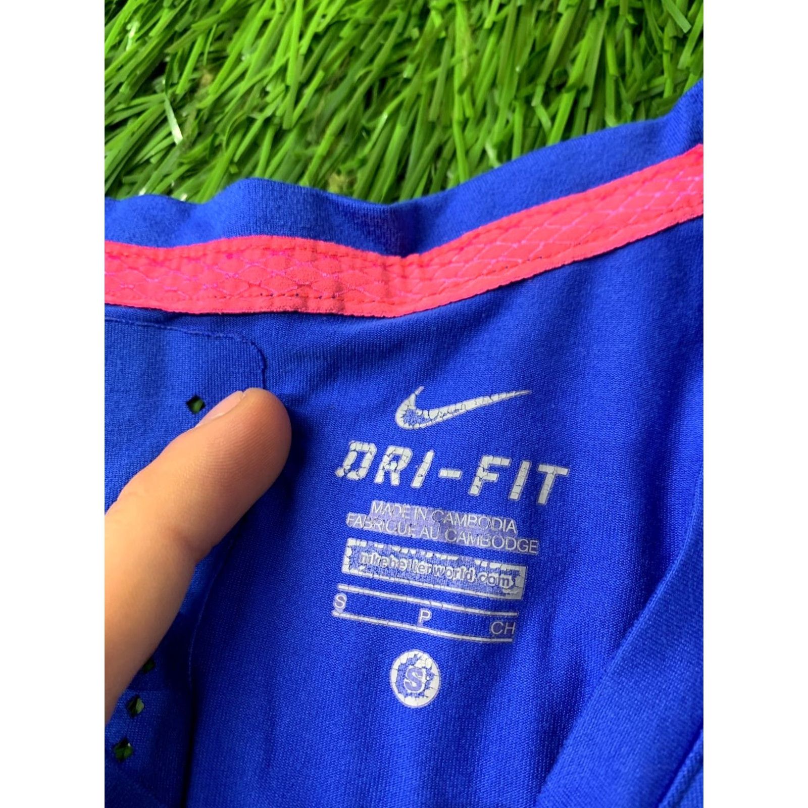Nike NIKE Dri-FIT 2011 ORIGINAL WOMEN VEST Sleeveless Shirt Jersey S Blue Training Run Shirts Womens Size S / US 4 / IT 40 - 5 Thumbnail
