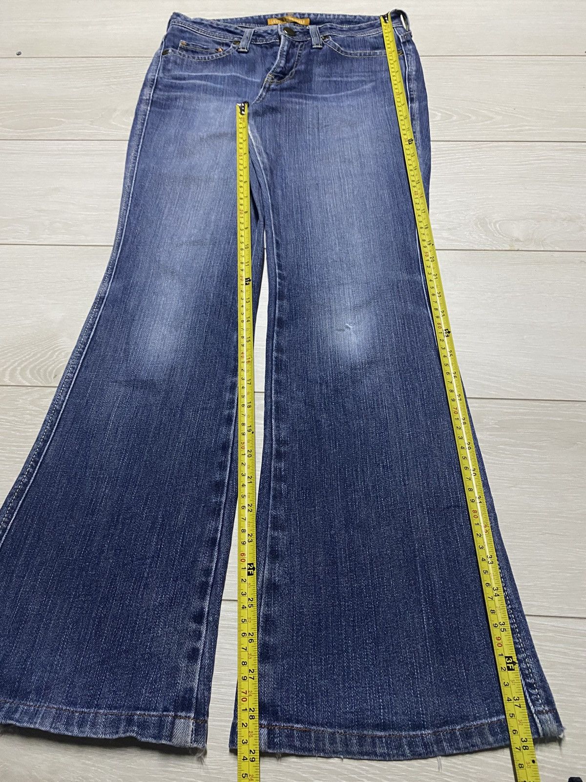 Levi's Vintage Levis Lady Style Faded Wash Flare Jeans Size 28" / US 6 / IT 42 - 13 Thumbnail