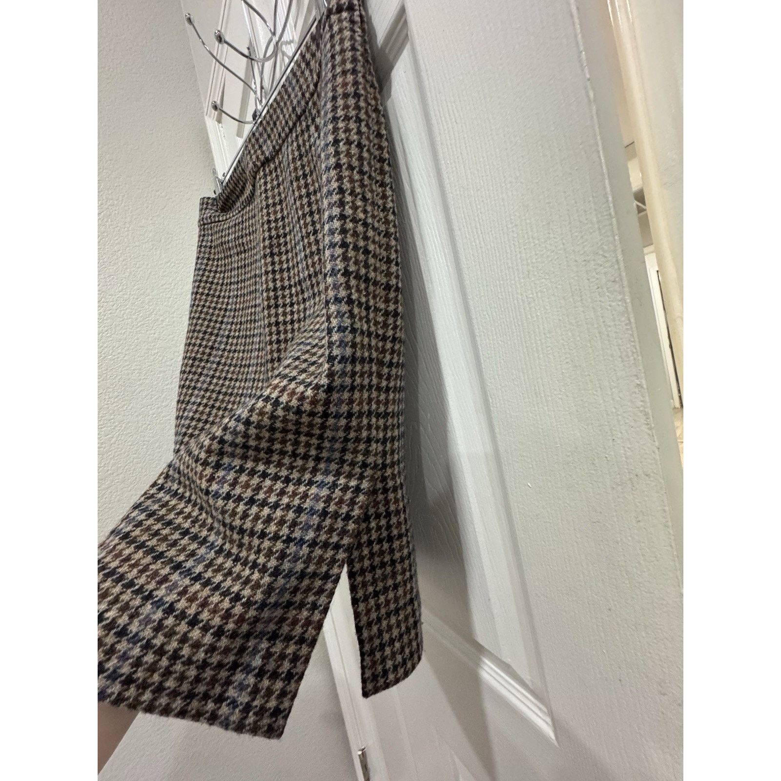 J.Crew J Crew 100% Wool Brown Plaid No 2 Pencil Skirt W/Side Slit Size 28" / US 6 / IT 42 - 3 Thumbnail