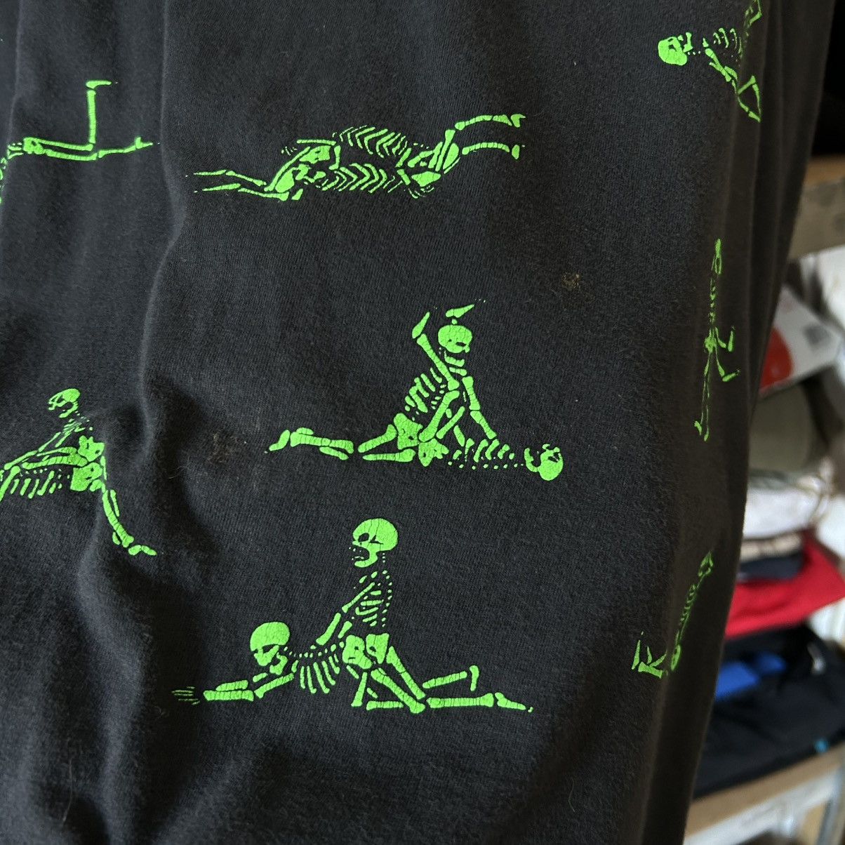 Vintage Vintage Bone In Love Skull big Logo humor 90’s tee size L Size US L / EU 52-54 / 3 - 5 Thumbnail