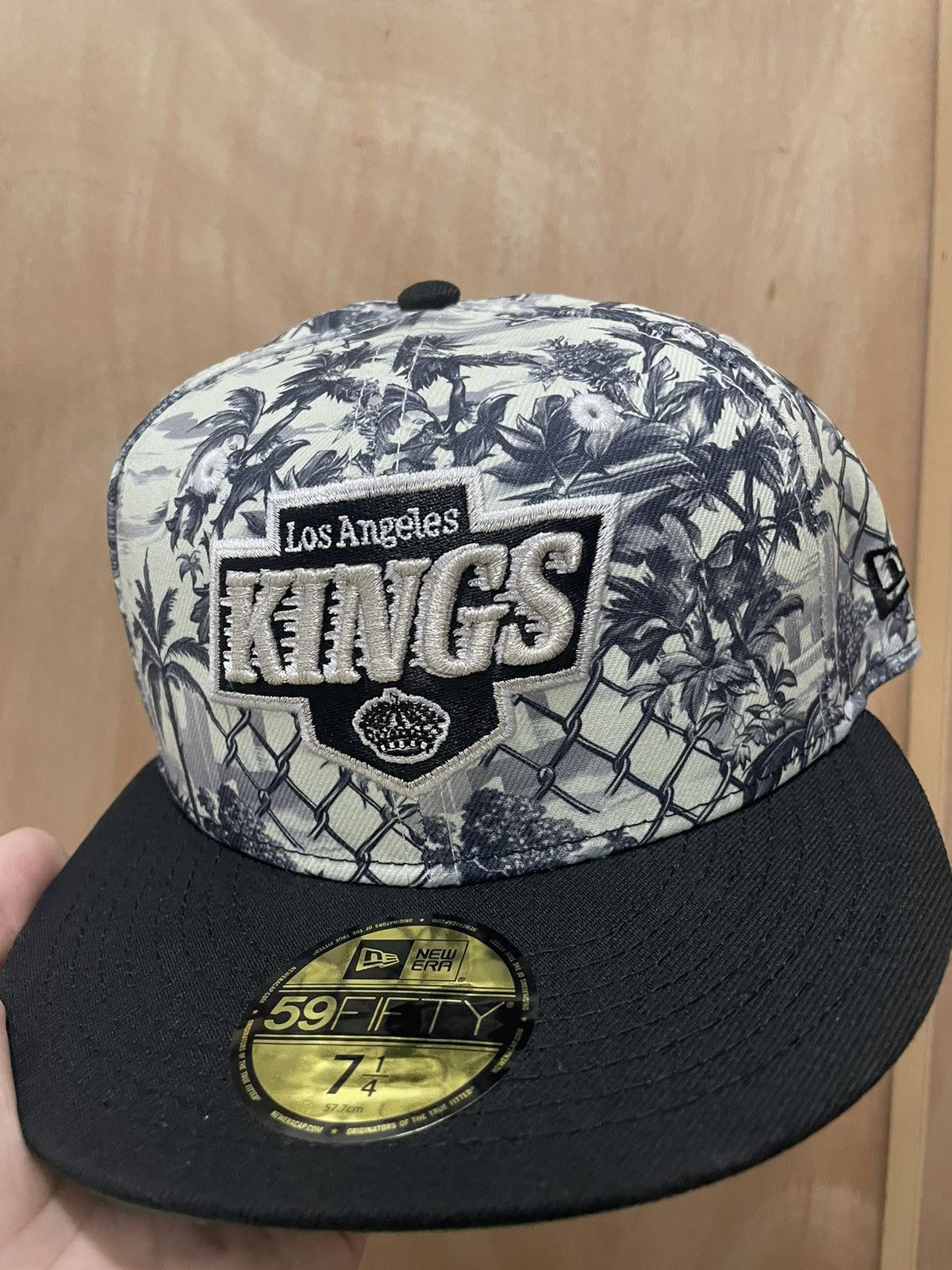 Hat Club Hat club TY DE JOUY Los Angeles Kings Size 7 1/4 Size ONE SIZE - 2 Thumbnail