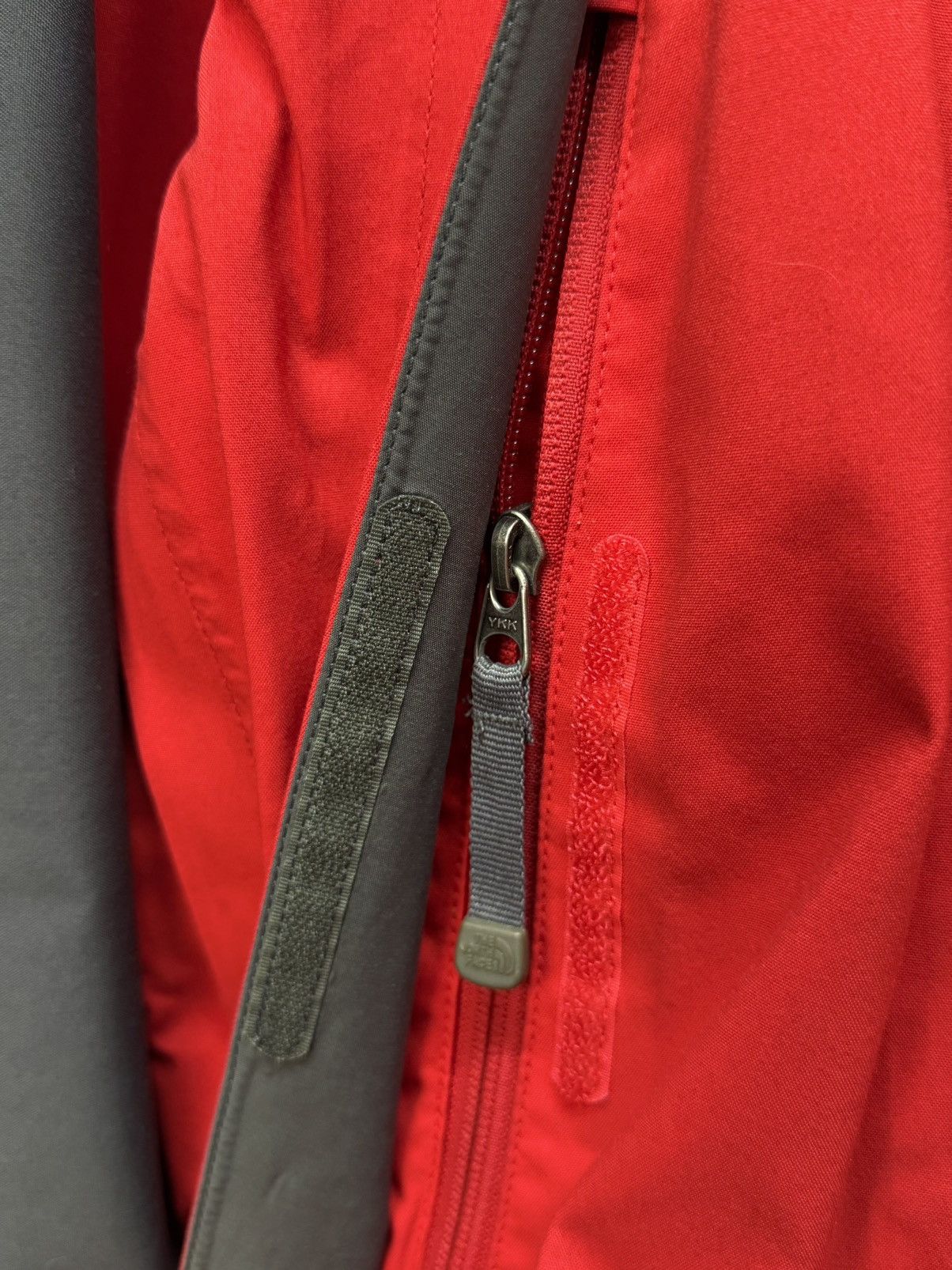 The North Face Vintage The north Face Gore-Tex Red Outdoor Arcteryx Style Size US M / EU 48-50 / 2 - 8 Thumbnail