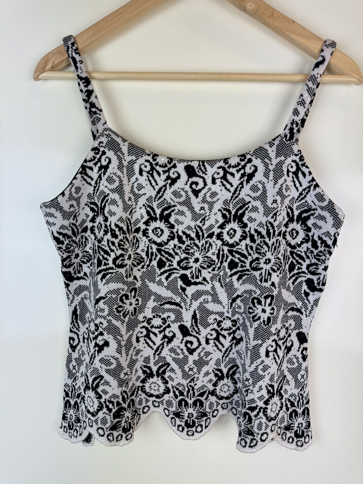 St. John St John evening sequin rhinestone knit top jacquard floral Size S / US 4 / IT 40 - 2 Thumbnail