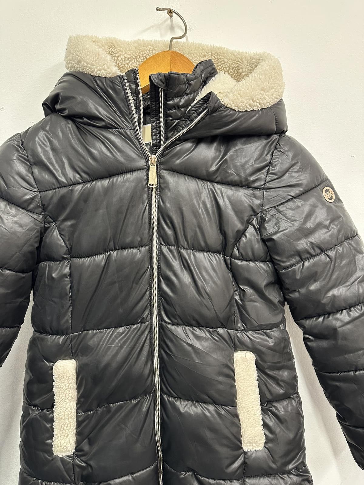 Michael Kors Michael Kors Black Puffer Jacket with Hood and Sherpa Lining Size M / US 6-8 / IT 42-44 - 3 Thumbnail