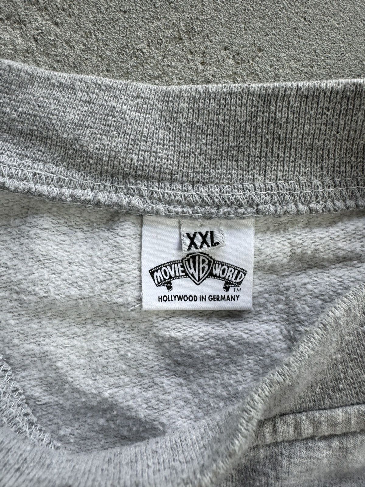 Vintage Vintage Movie Warner Bros 1996 Crewneck Sweater Size US XL / EU 56 / 4 - 5 Thumbnail