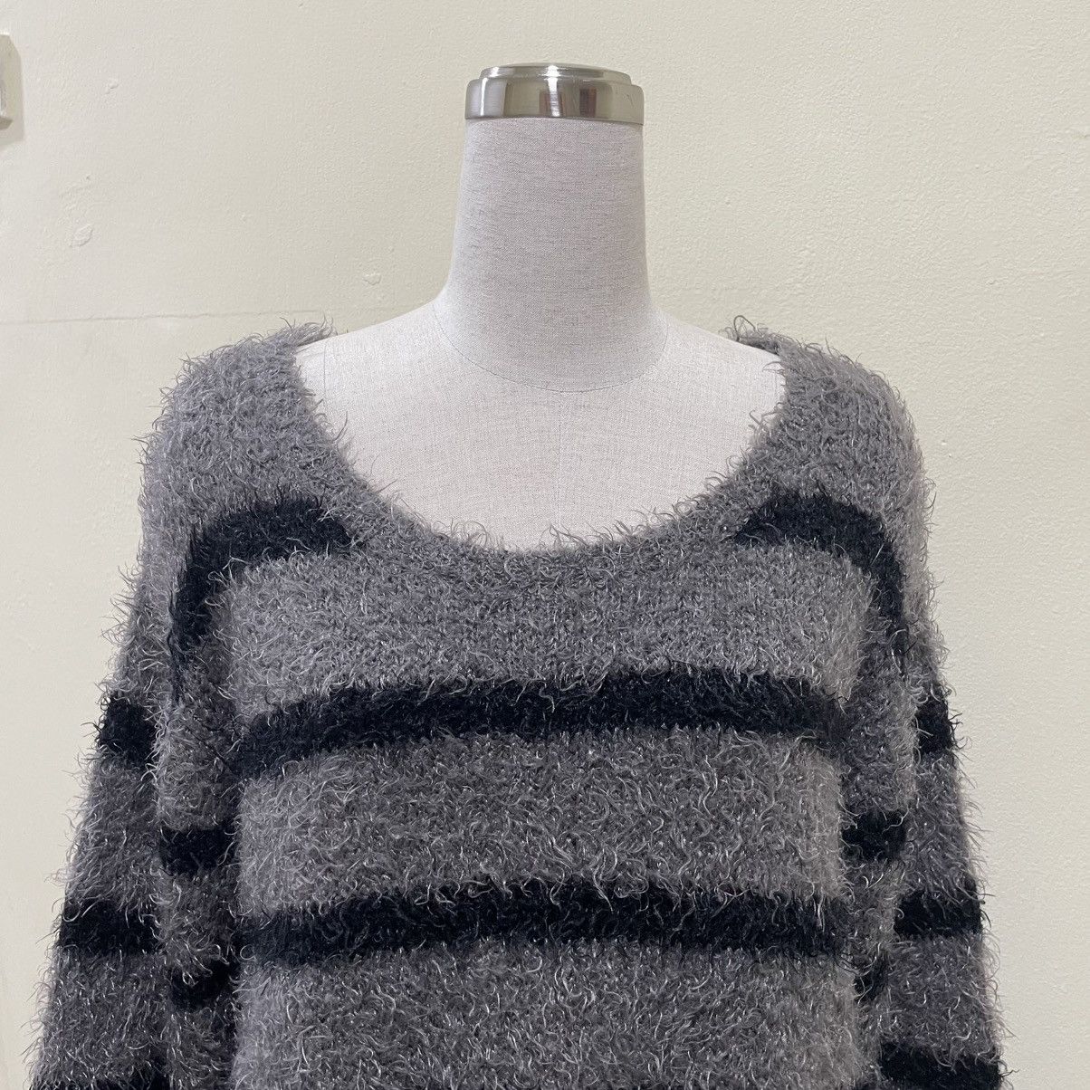 20471120 Vintage Sorridere LGB Style Fuzzy Sweatshirt Size US M / EU 48-50 / 2 - 3 Thumbnail
