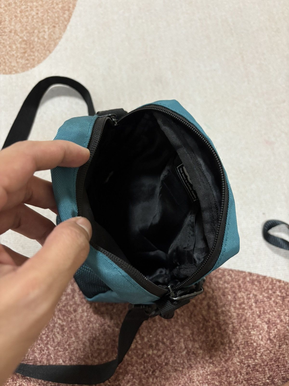 BASE CONTROL BASE CONTROL SLING BAG / CROSSBODY BAG Size ONE SIZE - 6 Thumbnail