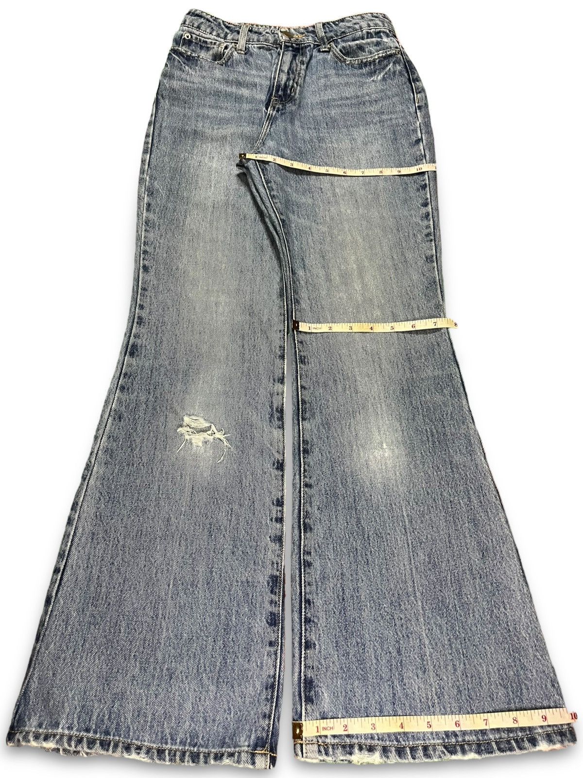 Japanese Brand Vintage Japanese Brand Blue Wash Distressed Flare Jeans Size 27" / US 4 / IT 40 - 15 Thumbnail