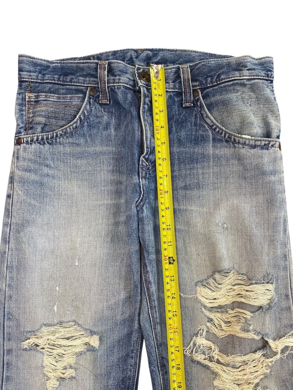 Edwin Edwin Vintage Faded Wash Distressed Style Loose Jeans Size US 32 / EU 48 - 6 Thumbnail