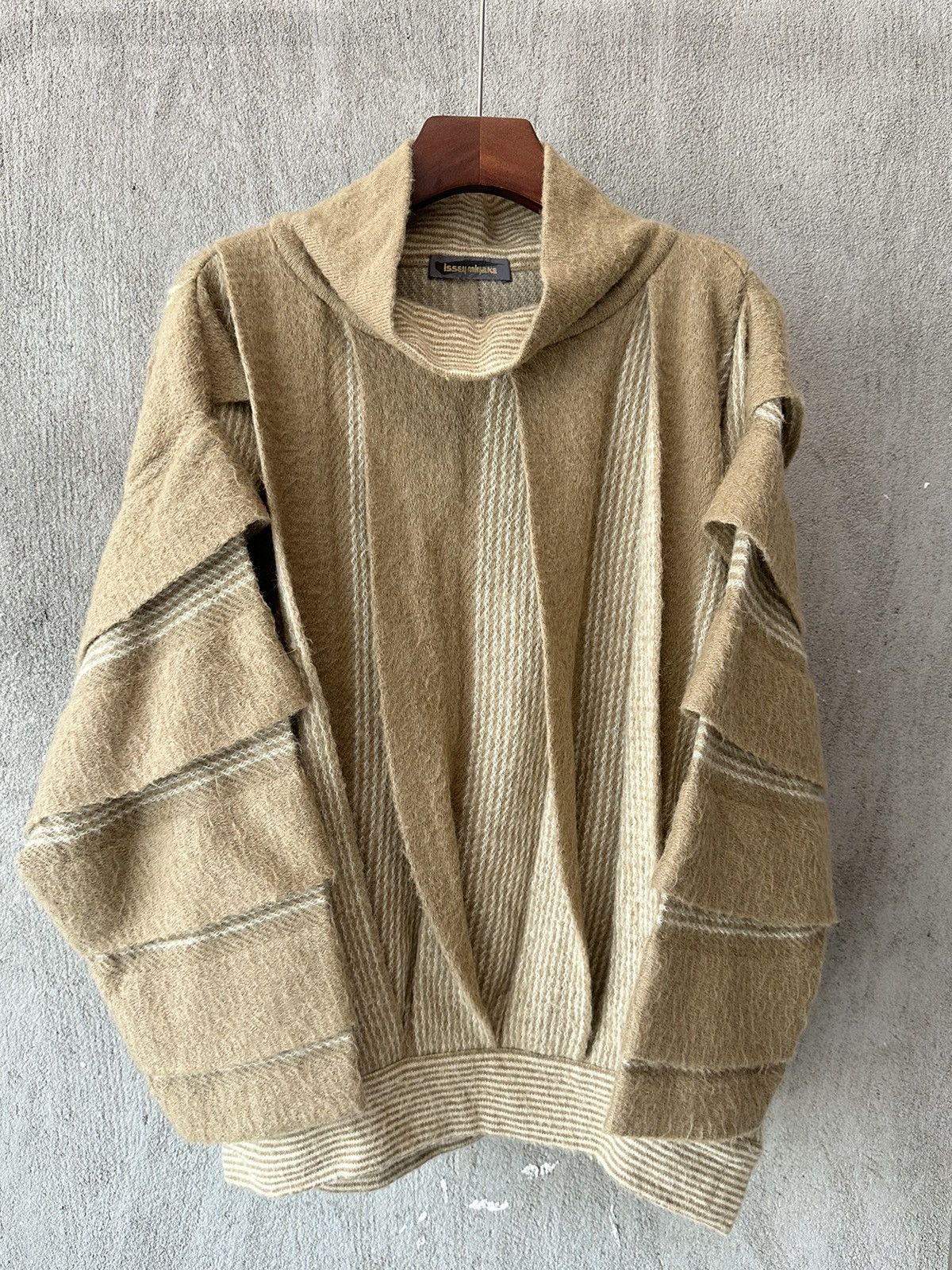 Issey Miyake × Vintage 1980 Twisted layered sweater Size M / US 6-8 / IT 42-44 - 1 Thumbnail