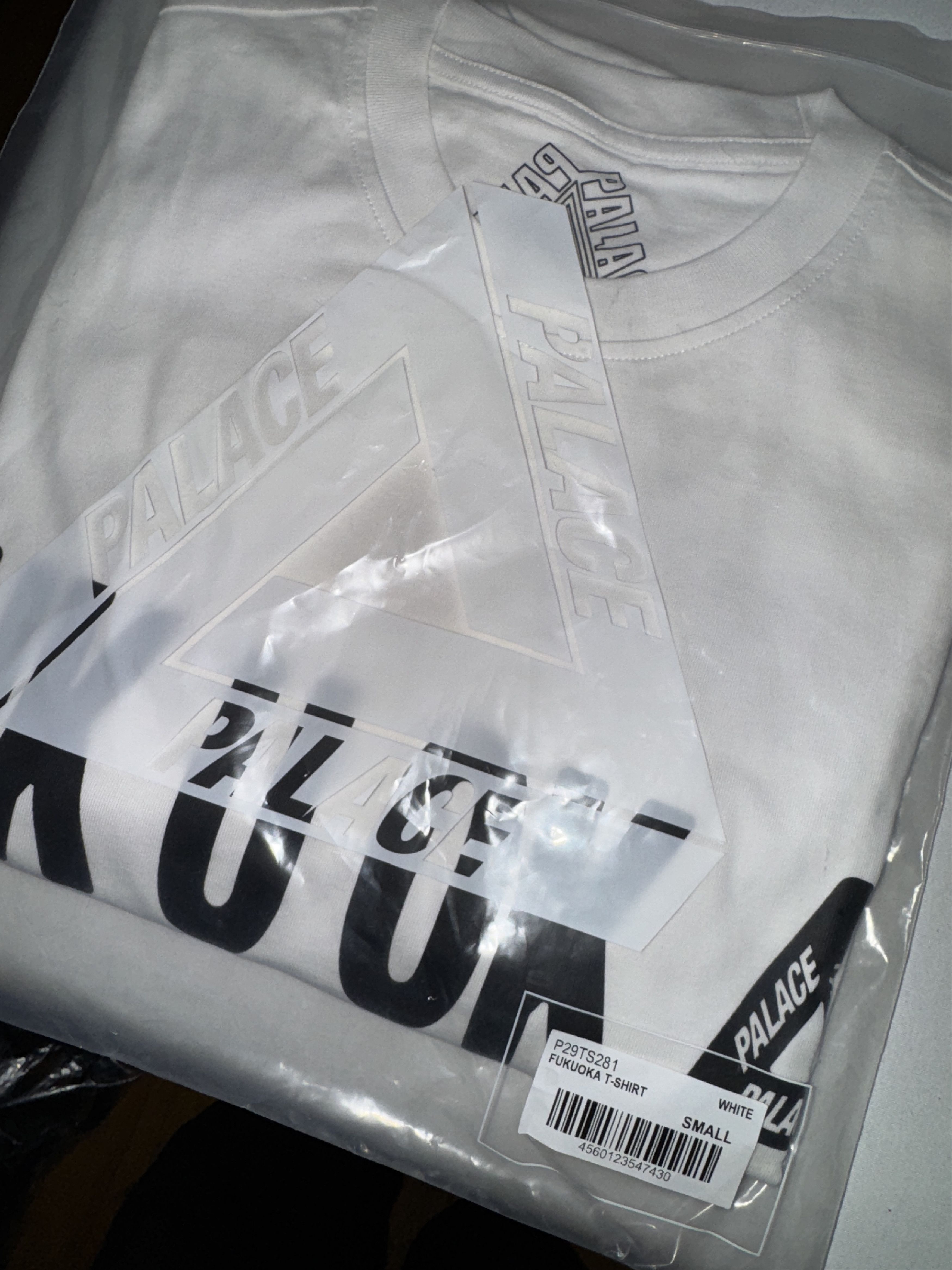 Palace Palace FUK U OK Tri Ferg T-Shirt Japan Exclusive Size US S / EU 44-46 / 1 - 1 Preview