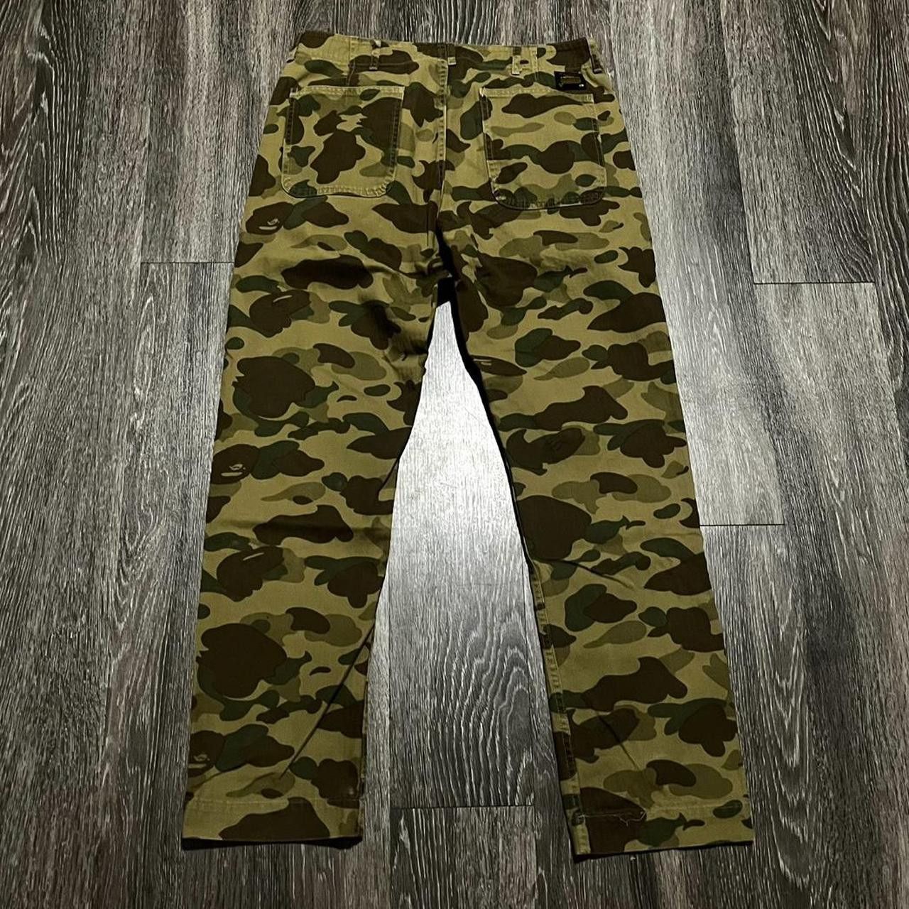 Bape [Avg. Resell: $275] A Bathing Ape (BAPE) Olive Camo Pants Size US 30 / EU 46 - 2 Thumbnail