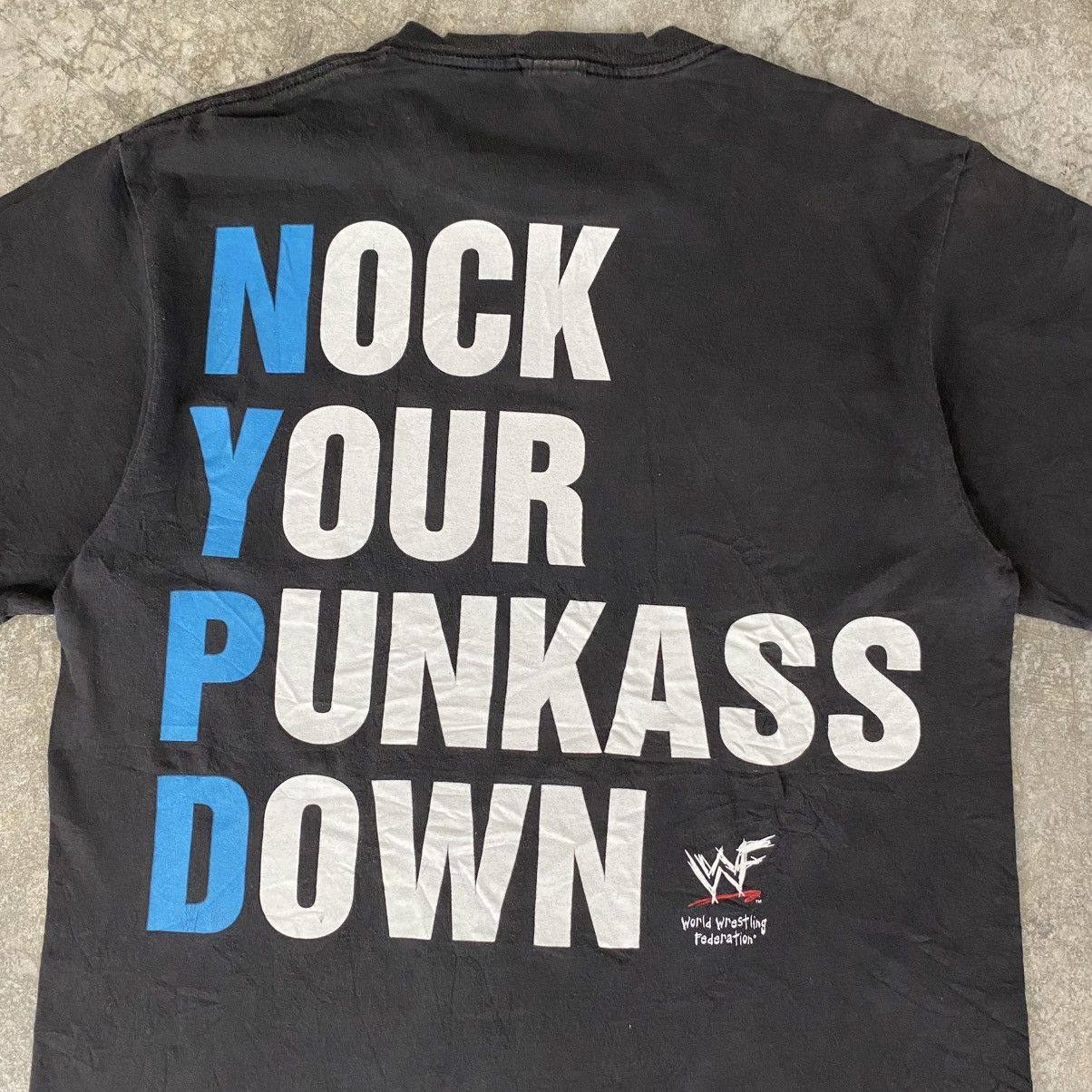 Vintage Vintage 1990’s WWF Stone Cold NYPD Single Stitch Tee Size US L / EU 52-54 / 3 - 9 Thumbnail