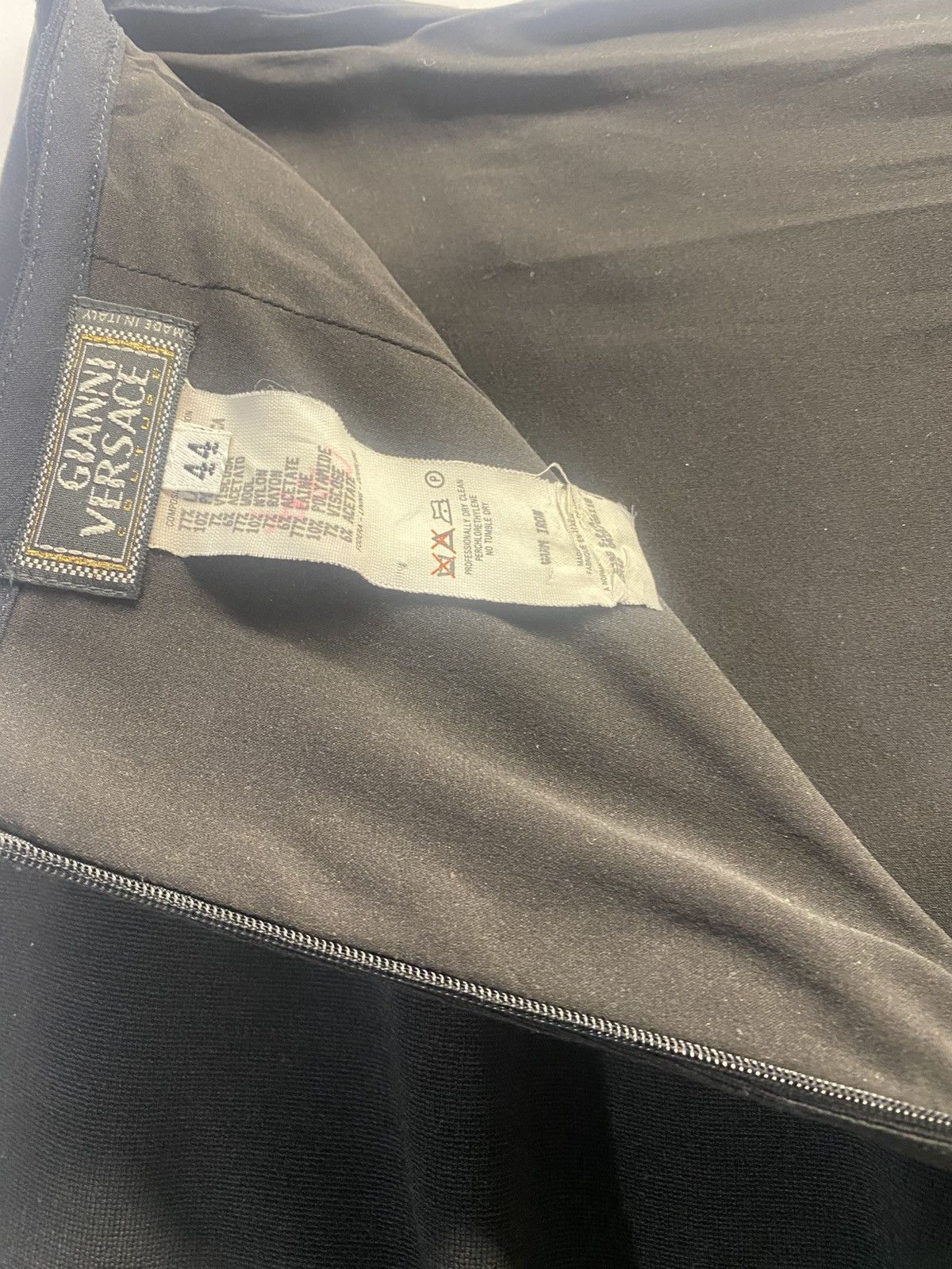 Versace Versace Black Ruched Pencil Skirt with Blue Accent Size 30" / US 8 / IT 44 - 4 Thumbnail