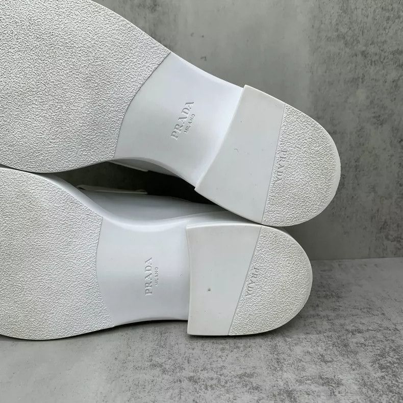 Prada Prada White Loafers Size 36.5 -2505 Size US 6 / IT 36 - 9 Thumbnail