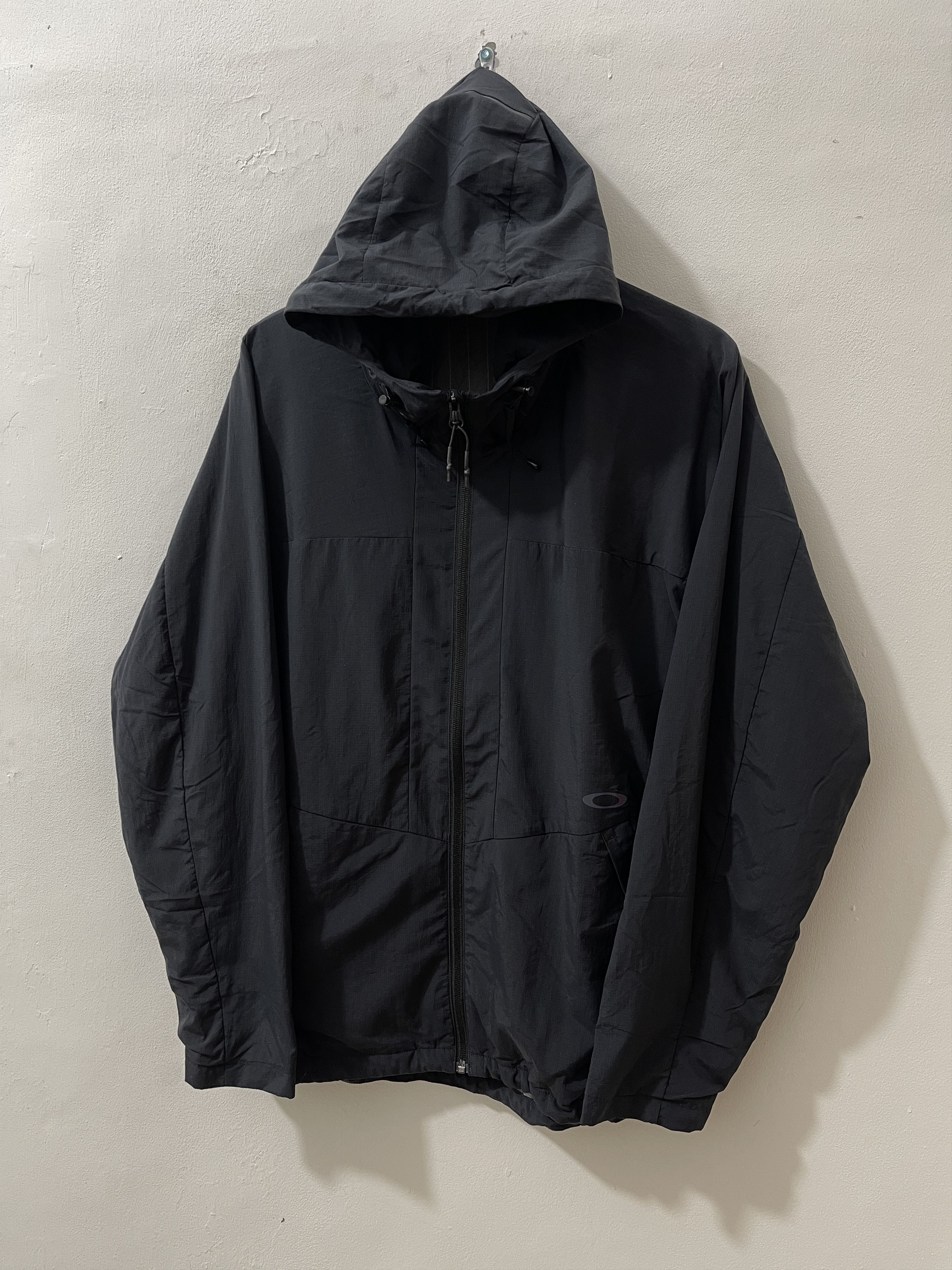 Oakley 2000s Oakley Outdoor Technical Reflective Jacket Size US L / EU 52-54 / 3 - 2 Thumbnail