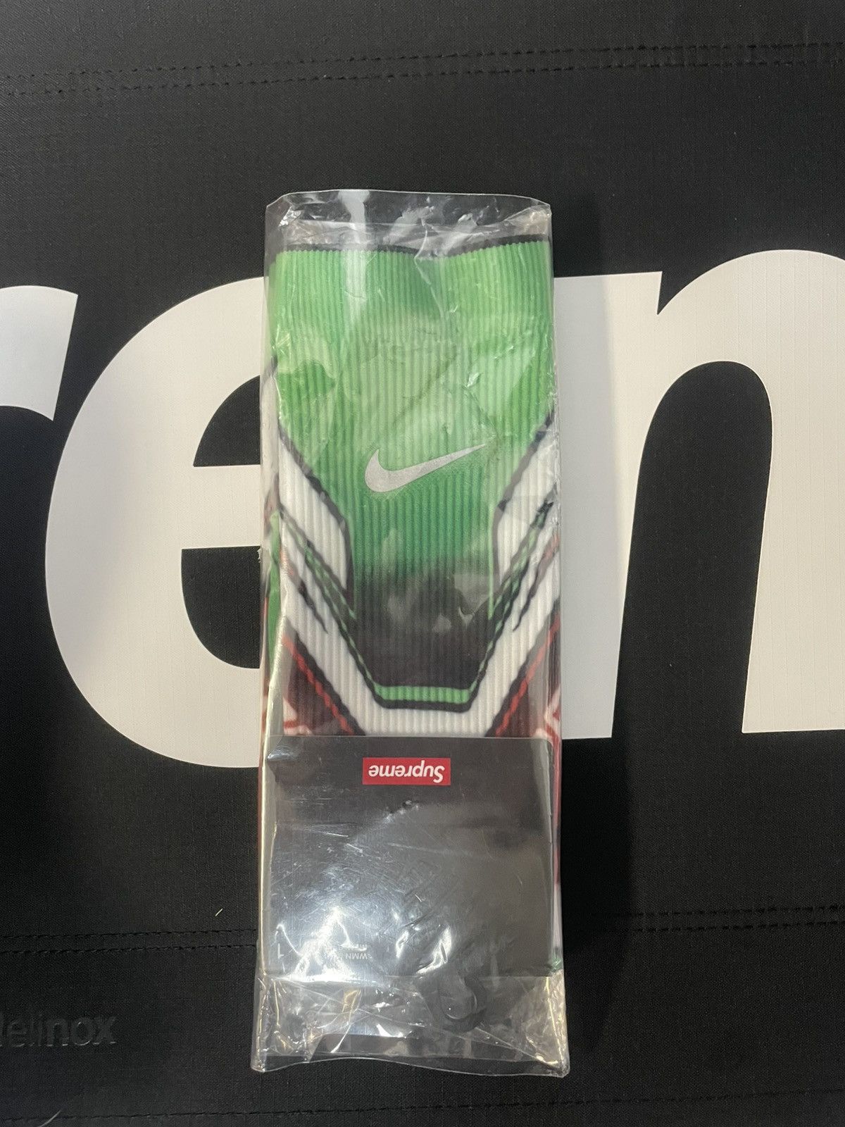 Nike × Supreme Supreme x nike socks Size ONE SIZE - 1 Preview