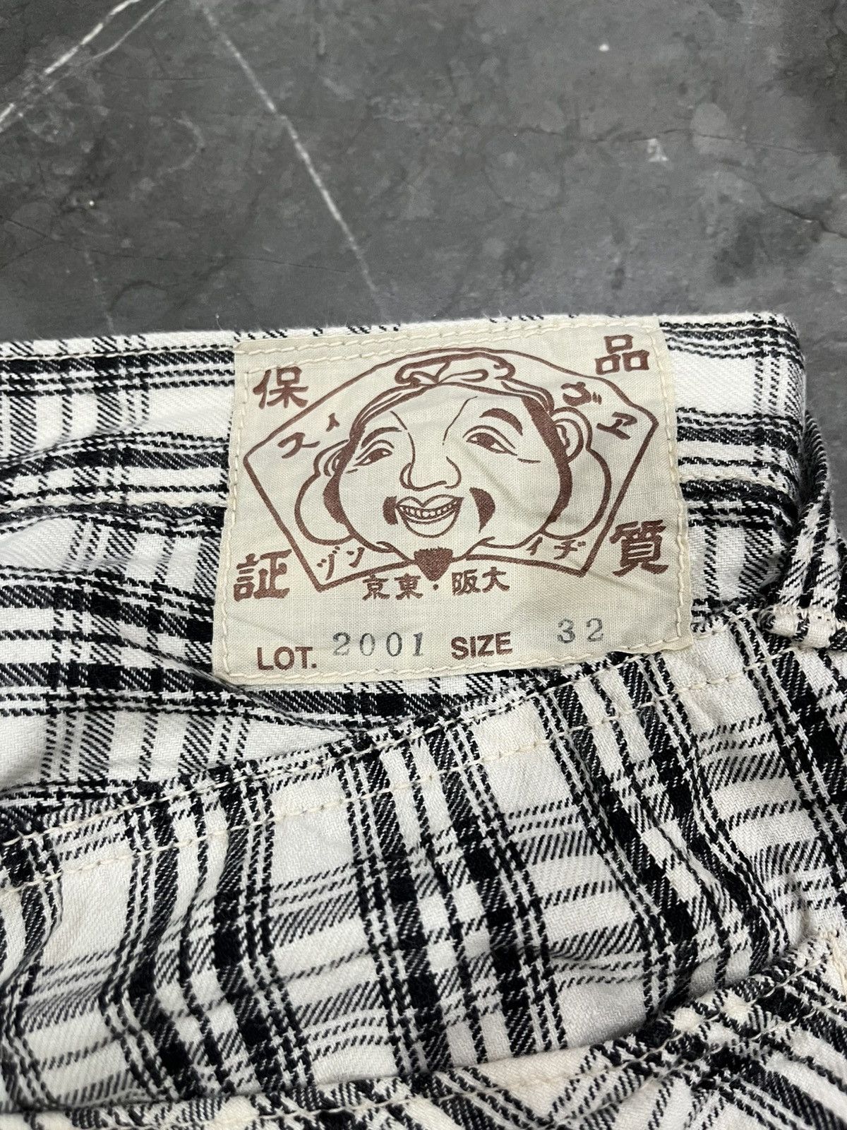 Evisu VINTAGE EVISU SHORT PANTS Size US 32 / EU 48 - 7 Thumbnail