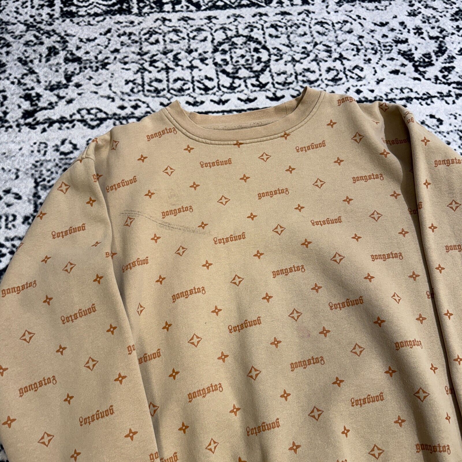 Vintage Gangsta Unisex Beige Cotton Crewneck Size XL Allover Print Size US XL / EU 56 / 4 - 4 Thumbnail