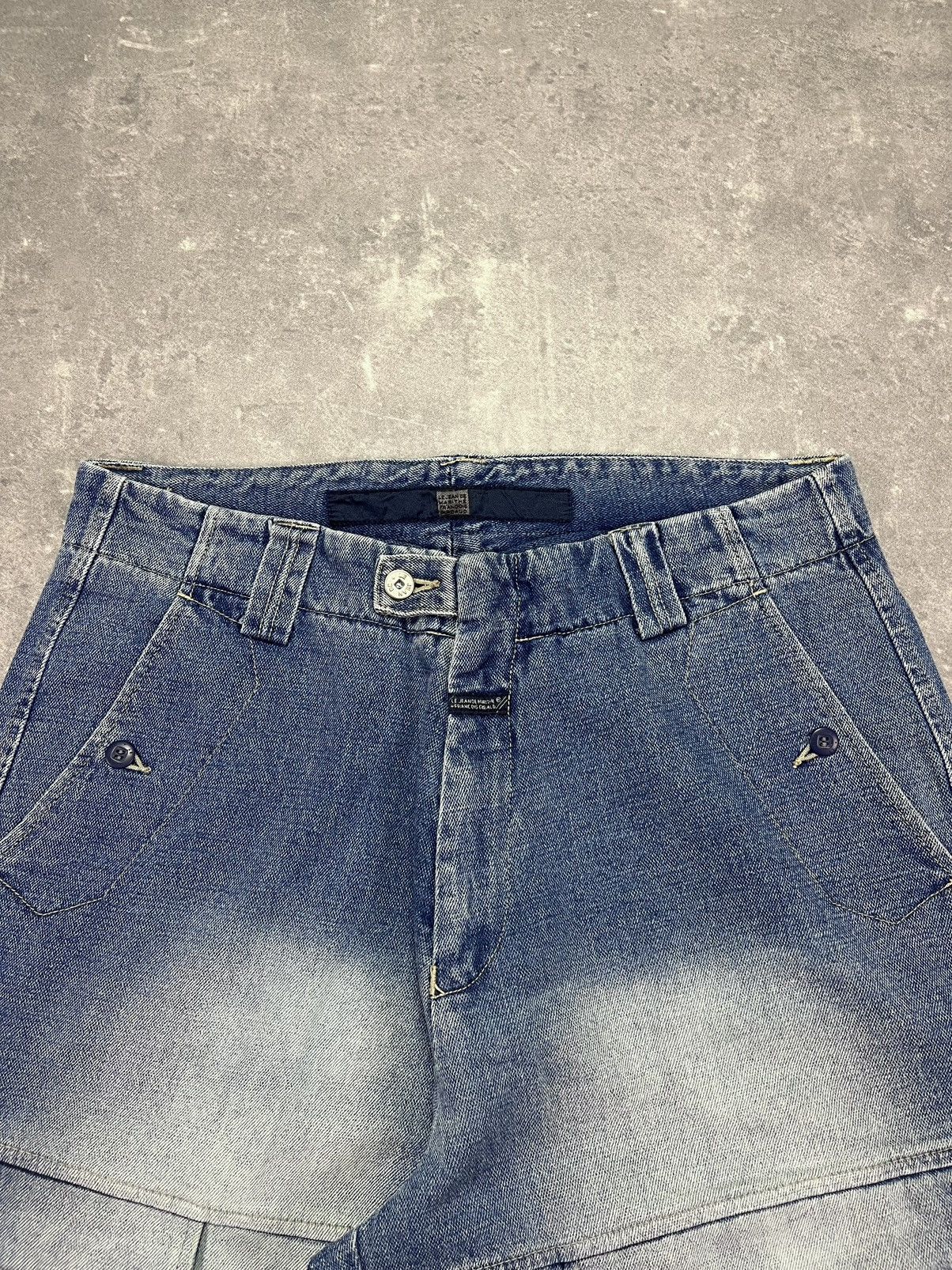 Marithe + Francois Girbaud Marithe + Francois Girbaud Baggy Straps Denim Jorts 34 Size US 34 / EU 50 - 6 Thumbnail