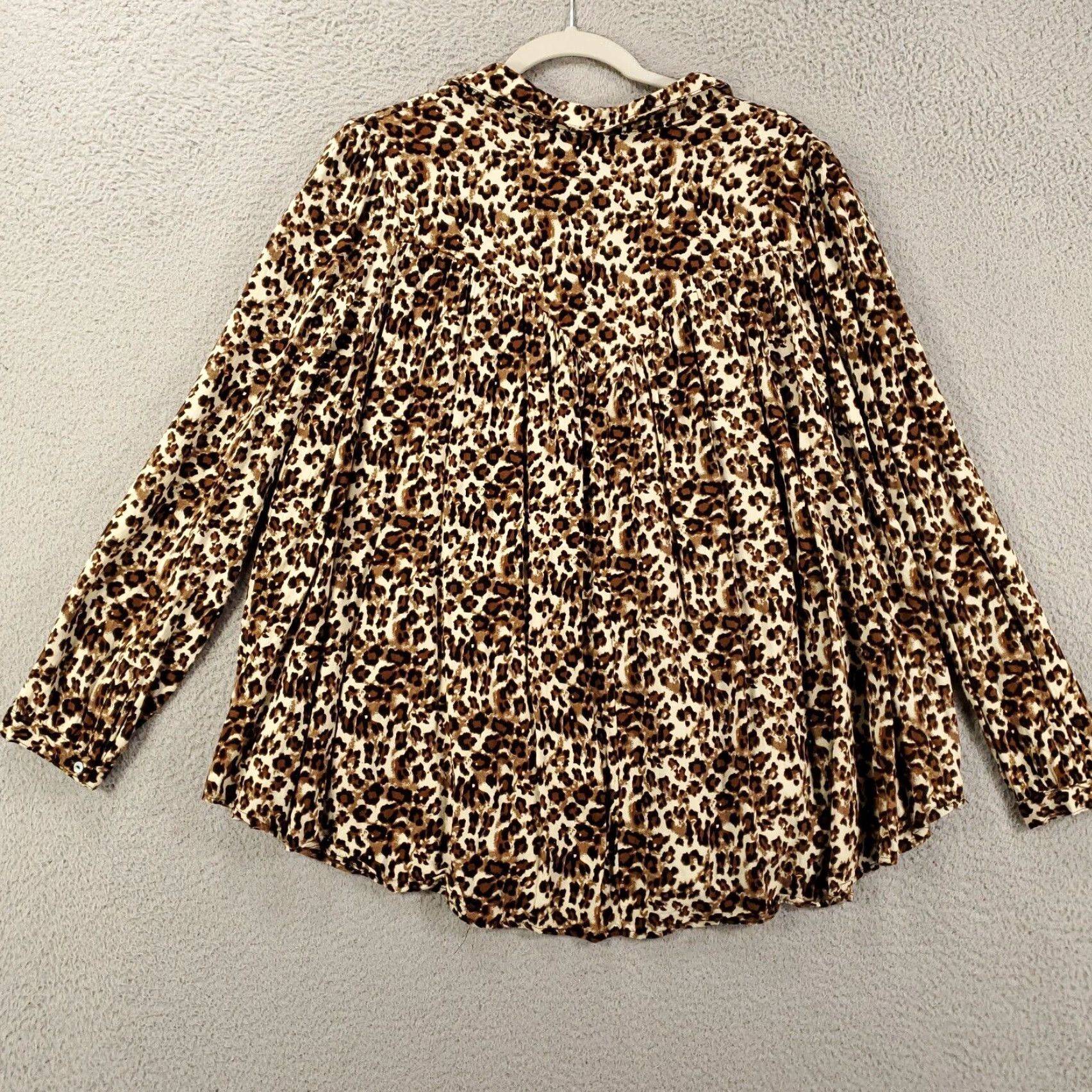 Vintage Womens Leopard Print Tunic Oversize Medium Long Sleeve V-Neck Collared Blouse Casual Shirt Oversized Modern UMGeE Size M / US 6-8 / IT 42-44 - 7 Thumbnail