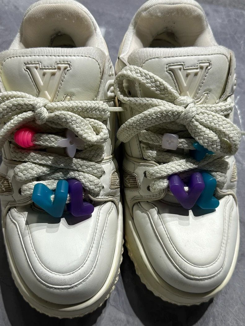 Louis Vuitton Louis Vuitton Trainer maxi original white fat ding shoes Size US 8 / EU 41 - 5 Thumbnail