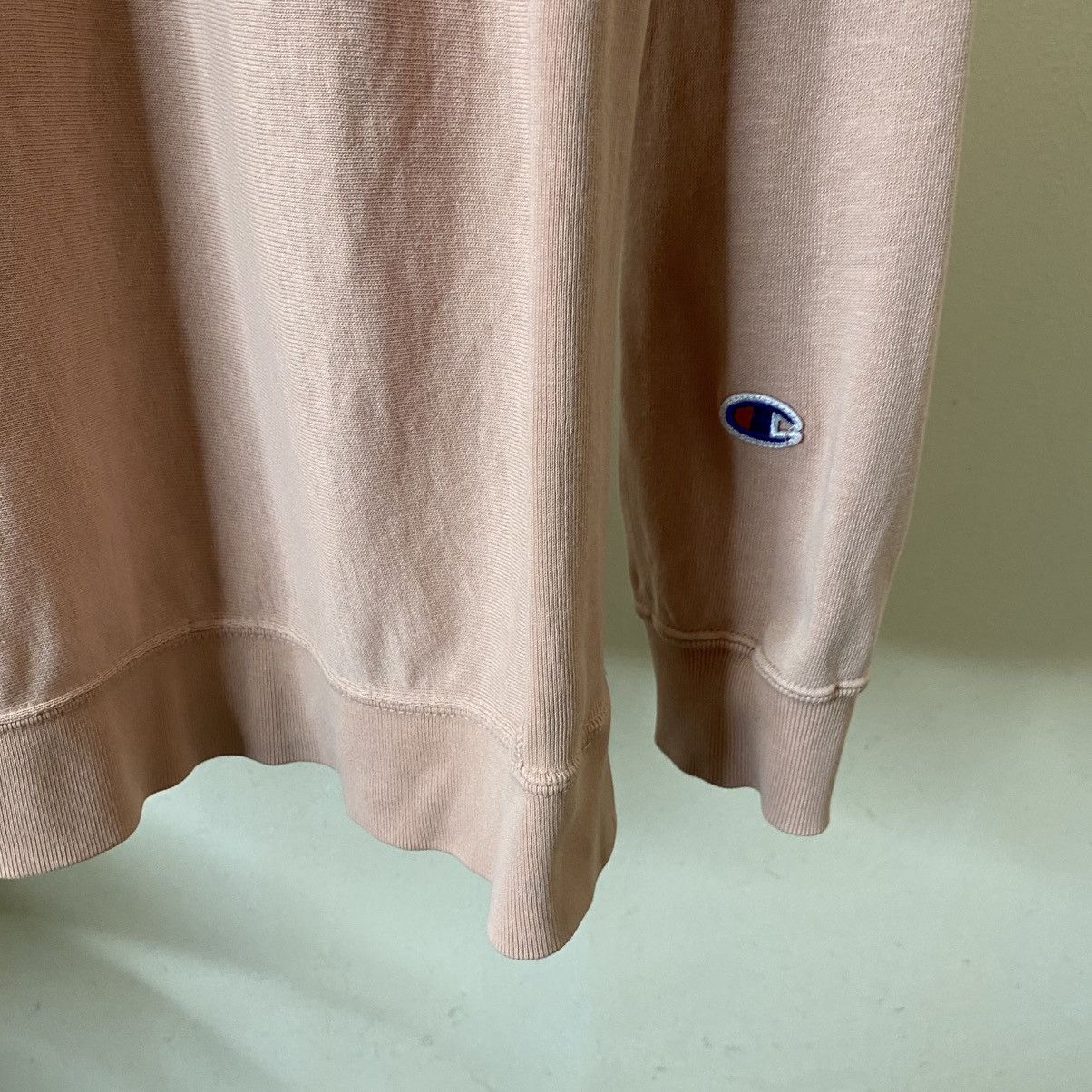 Champion Vintage y2k Champion Essential Reverse Weave Peach LS Tee Size US L / EU 52-54 / 3 - 3 Thumbnail