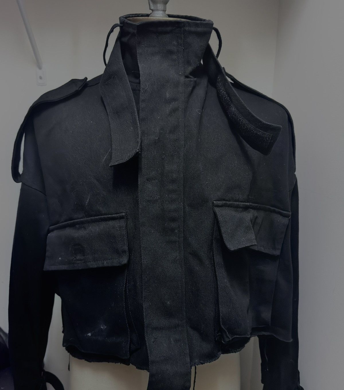 MNML distressed black militant cropped jacket Size US XS / EU 42 / 0 - 1 Thumbnail