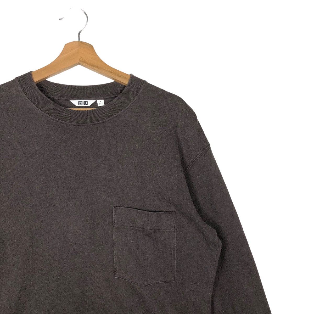 Japanese Brand 🔥Long Sleeve Sweatshirt Uniqlo Undercover Japan Made Size US M / EU 48-50 / 2 - 5 Thumbnail