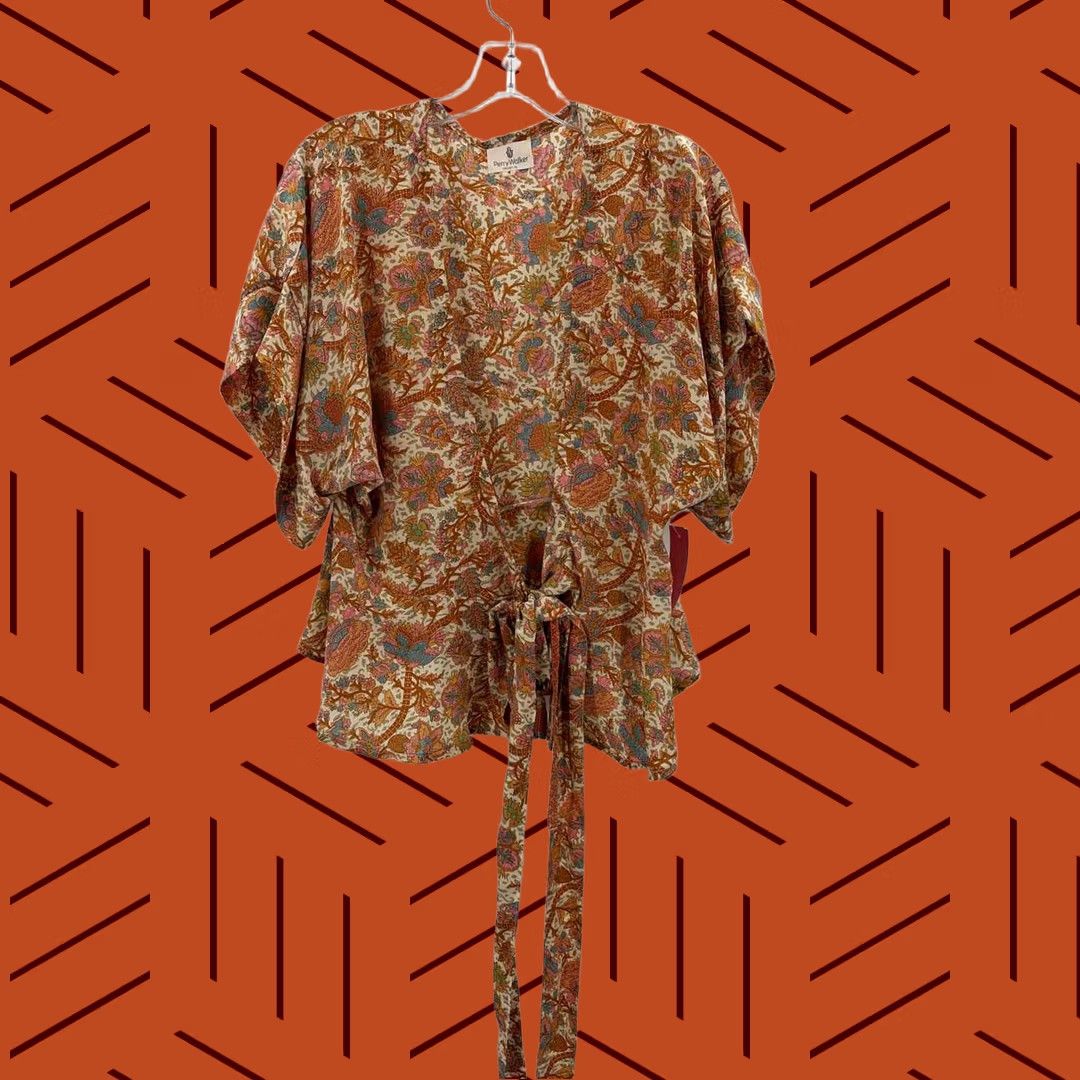 Sperry Perry Walker Orange Wrap Blouse Size 1 Pre-Owned Size XS / US 0-2 / IT 36-38 - 1 Thumbnail