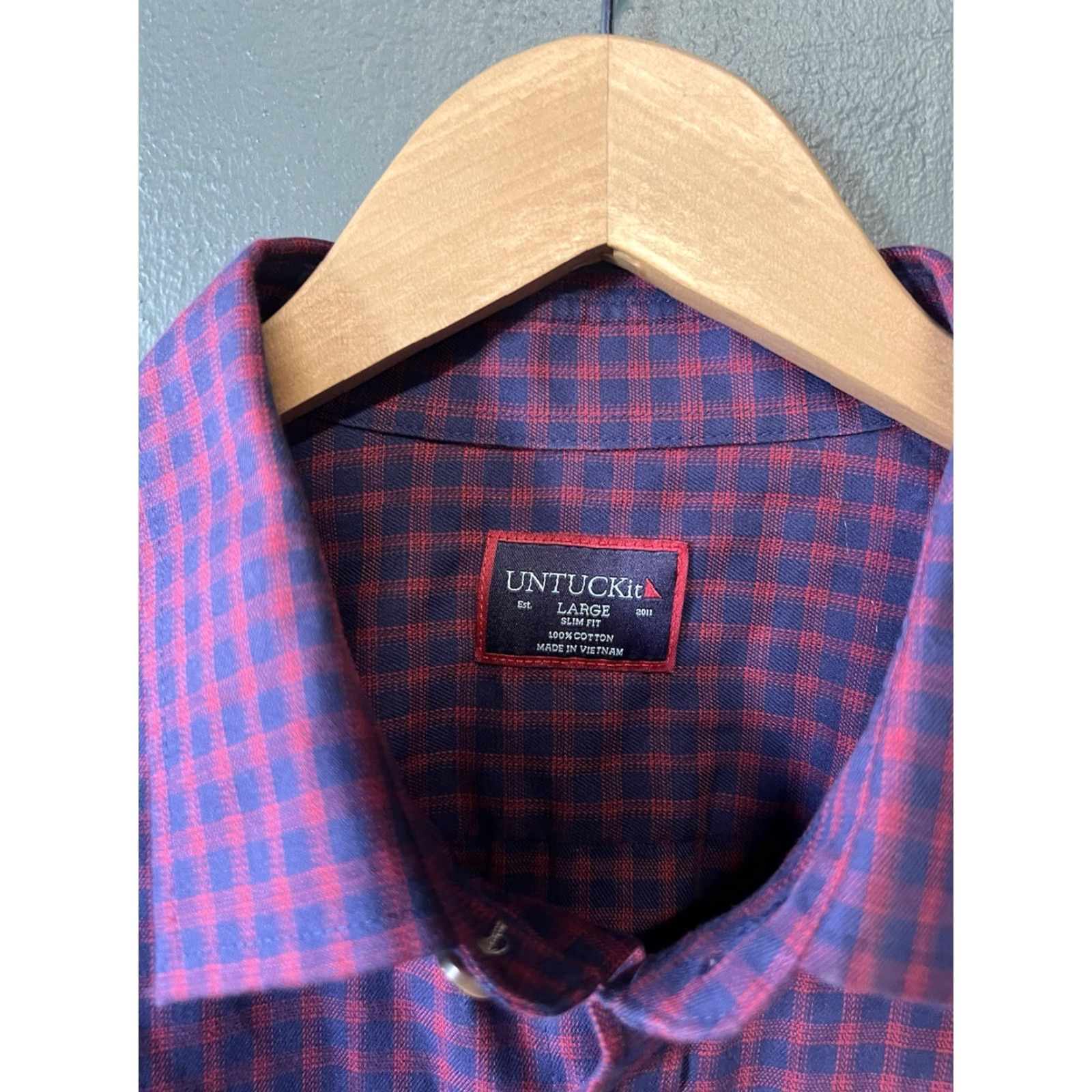 UNTUCKit UNTUCKit Mens Red Plaid Long Sleeve Button-Up Size Large Slim Fit - Red, Plaid, Button-Up, Long Sleeve, Slim, Large, Mens Size US L / EU 52-54 / 3 - 3 Thumbnail