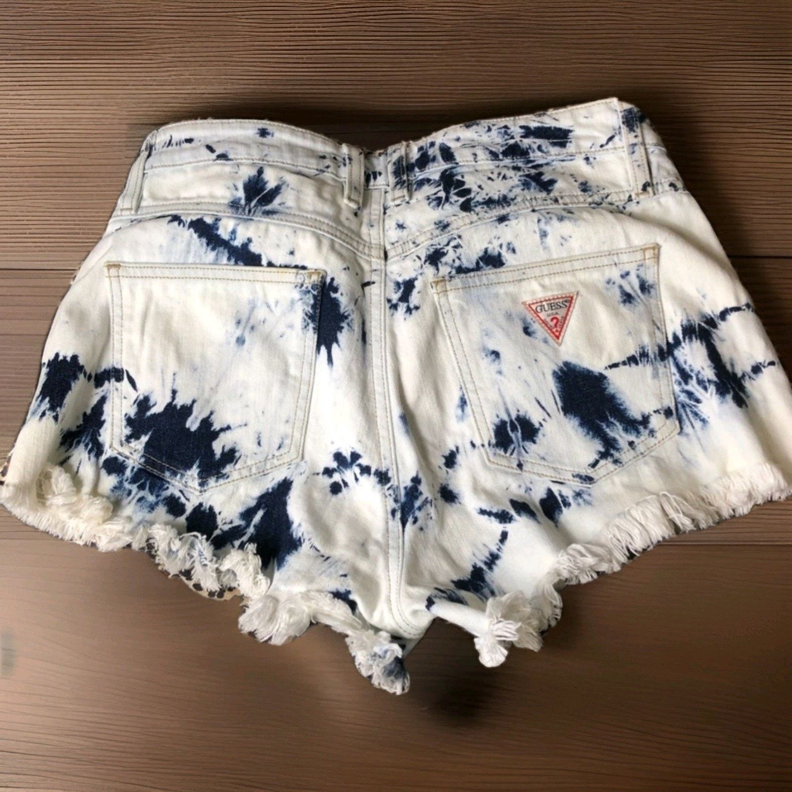 Guess VTG Guess Mid Rise Acid Wash Button Fly Size 27 Distressed Size 27" / US 4 / IT 40 - 4 Thumbnail