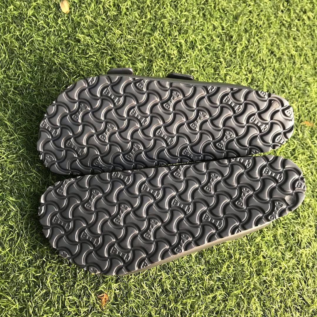 Birkenstock × Hypebeast Birkenstock ARIZONA grey mettalic Eva Rubber Size 42 eur Size US 8 / EU 41 - 6 Thumbnail