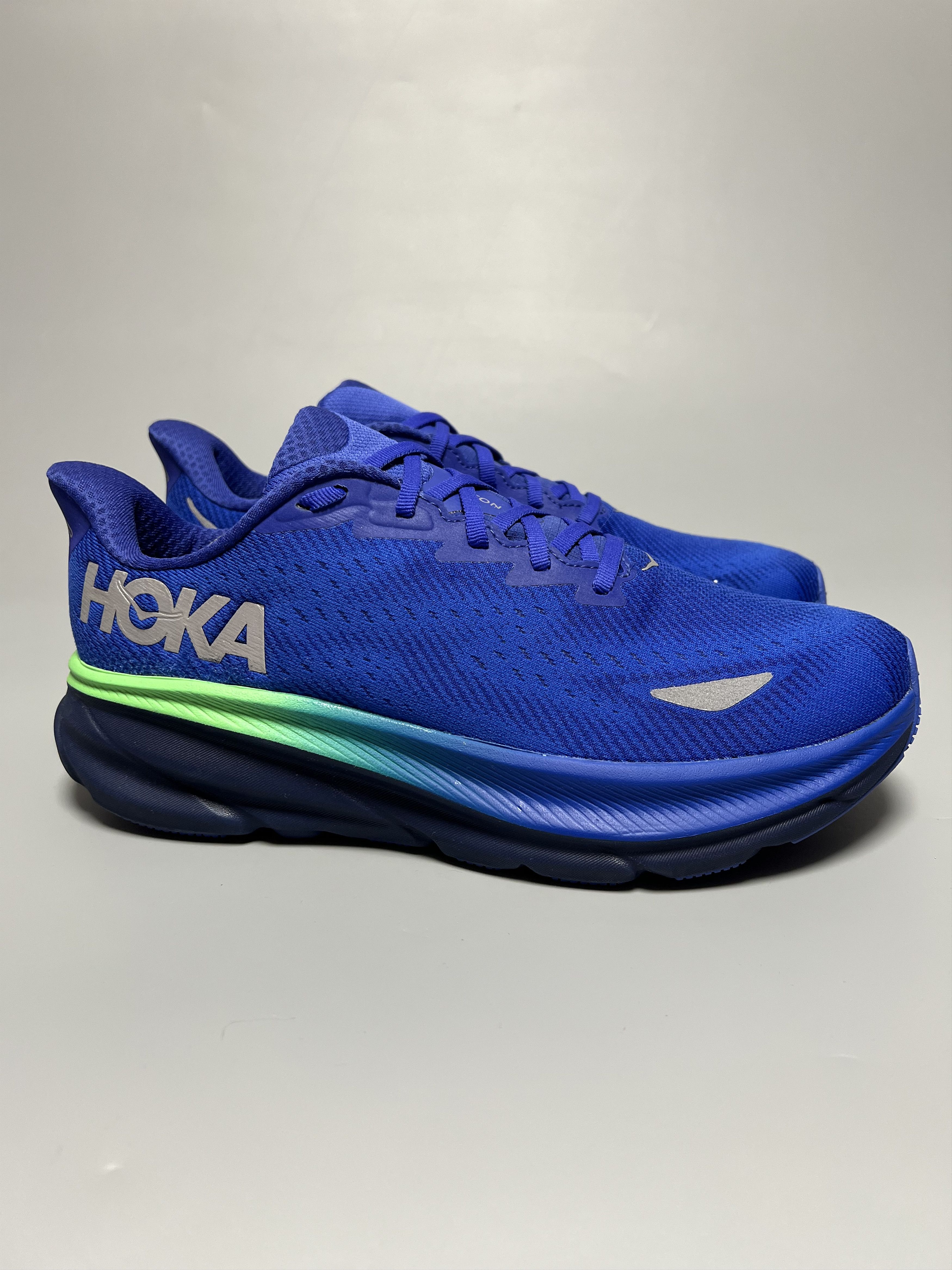 Hoka 10.5D Hoka One One Clifton 9 Gore-Tex Running Shoes Size US 10.5 / EU 43-44 - 2 Thumbnail