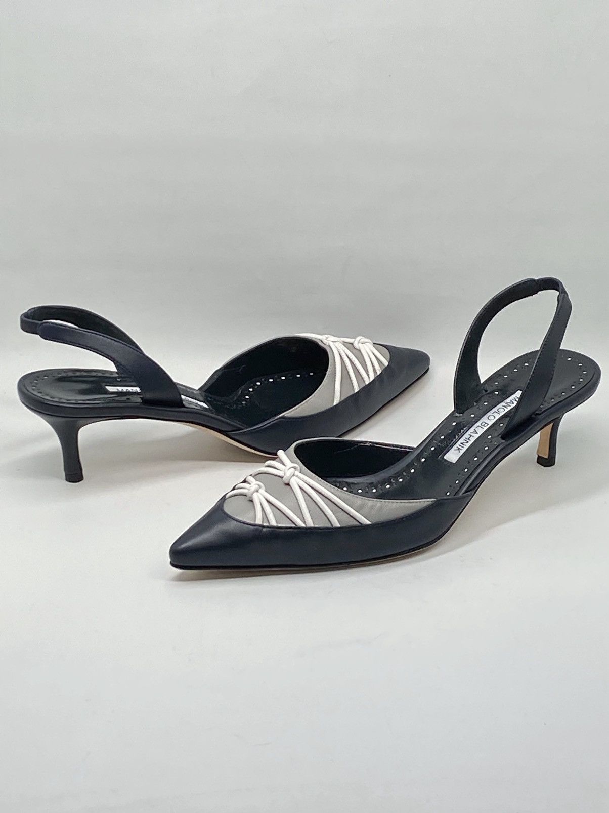 Manolo Blahnik Manolo Blahnik 50MM Leather Slingback Pumps size 37.5 Size US 7.5 / IT 37.5 - 4 Thumbnail