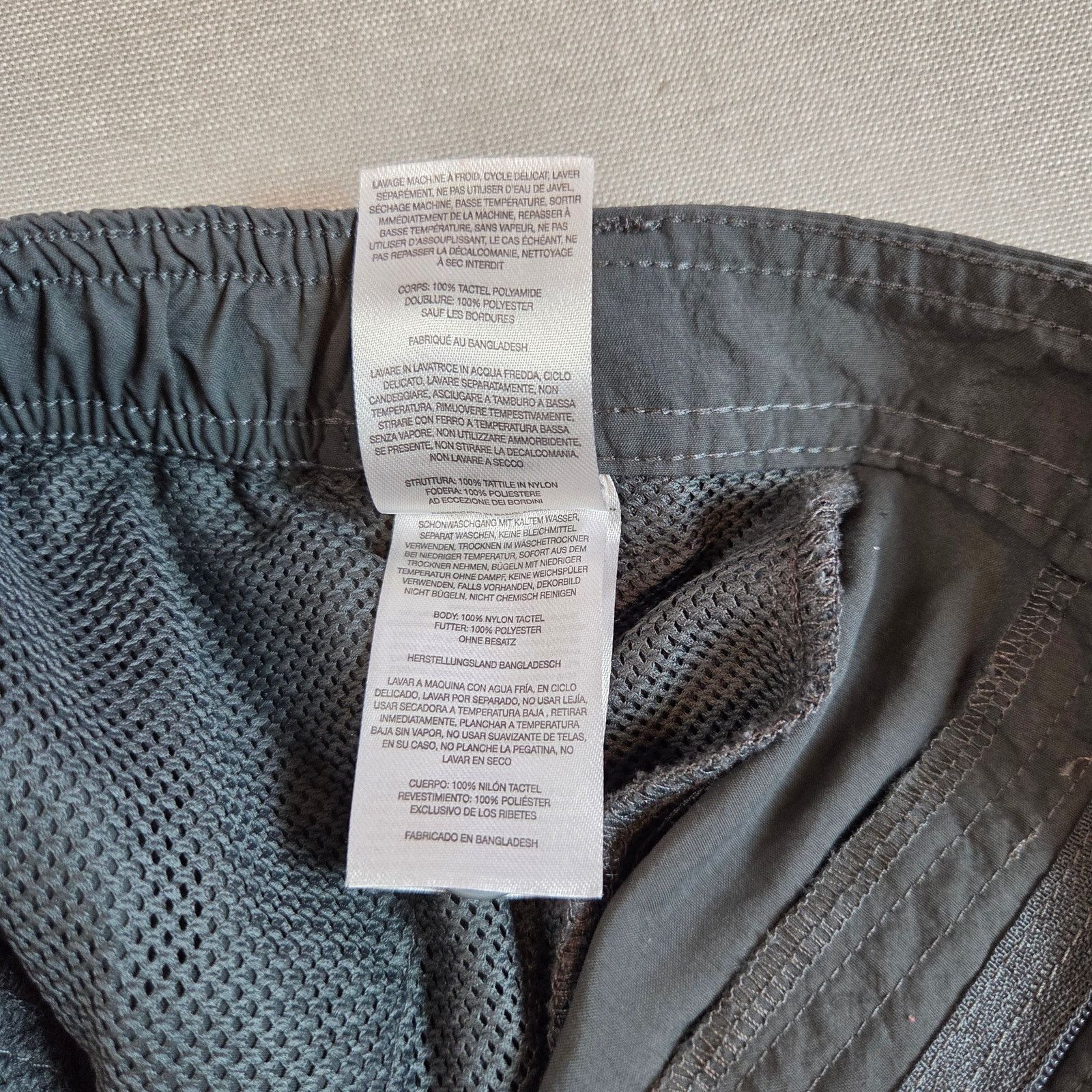 Columbia columbia omnishade nylon hiking pants mens 36x30 gray Size US 36 / EU 52 - 10 Thumbnail