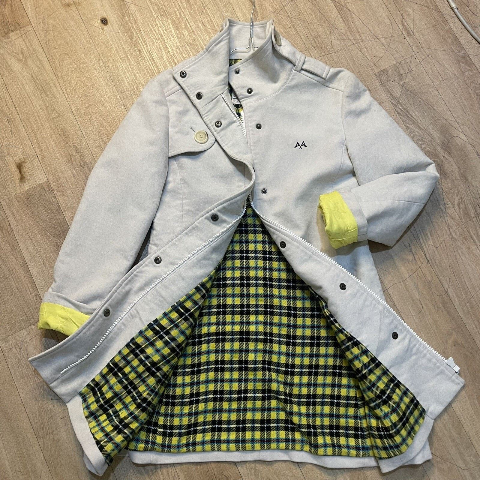 Burberry vintage THOMAS BURBERRY coat winter cotton velour women's Size XS / US 0-2 / IT 36-38 - 1 Thumbnail