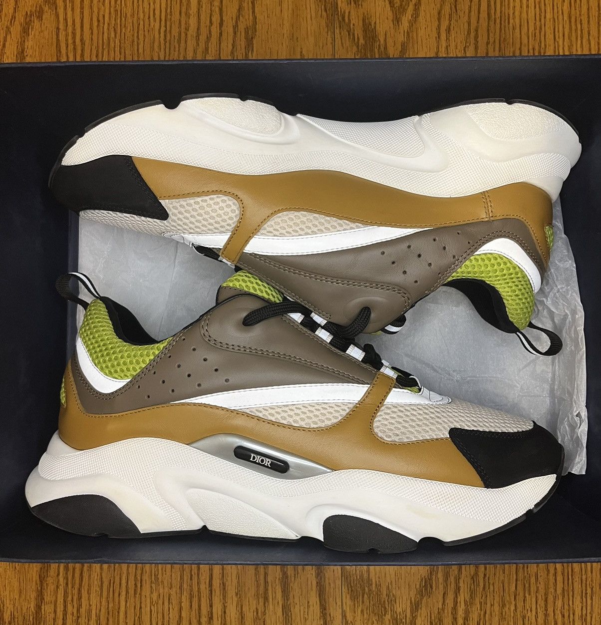 Dior Dior B22 Sneaker Brown/Green Size US 12 / EU 45 - 1 Thumbnail