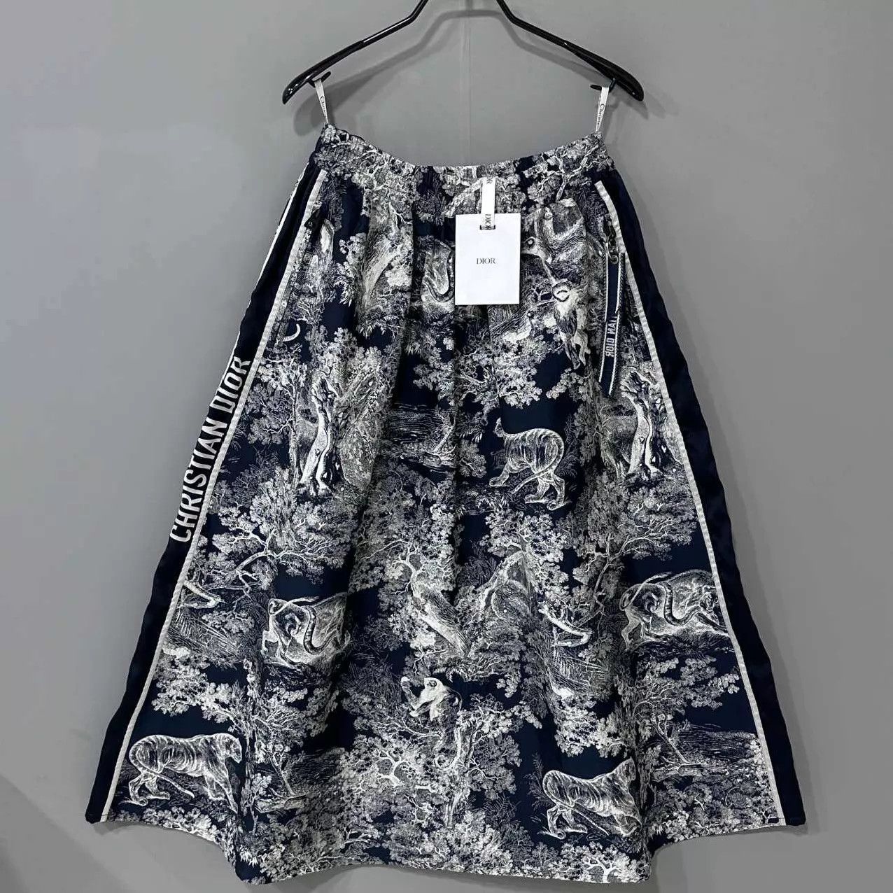 Dior Dior Zoo A-line Midi Skirt Women's 34 Size 25" / US 0 / IT 36 - 1 Thumbnail