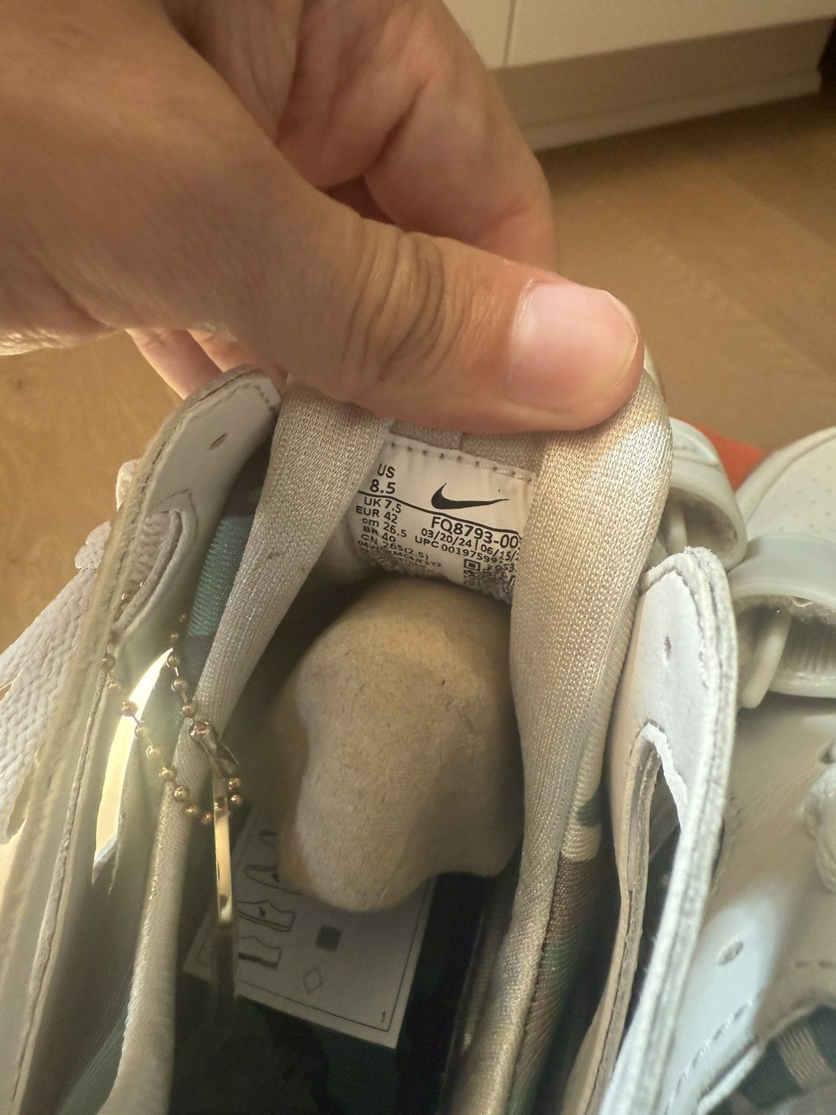 Corteiz × Nike Size 8.5 US Nike Corteiz x Air Trainer Huarache Light Bone Size US 8.5 / EU 41-42 - 8 Thumbnail