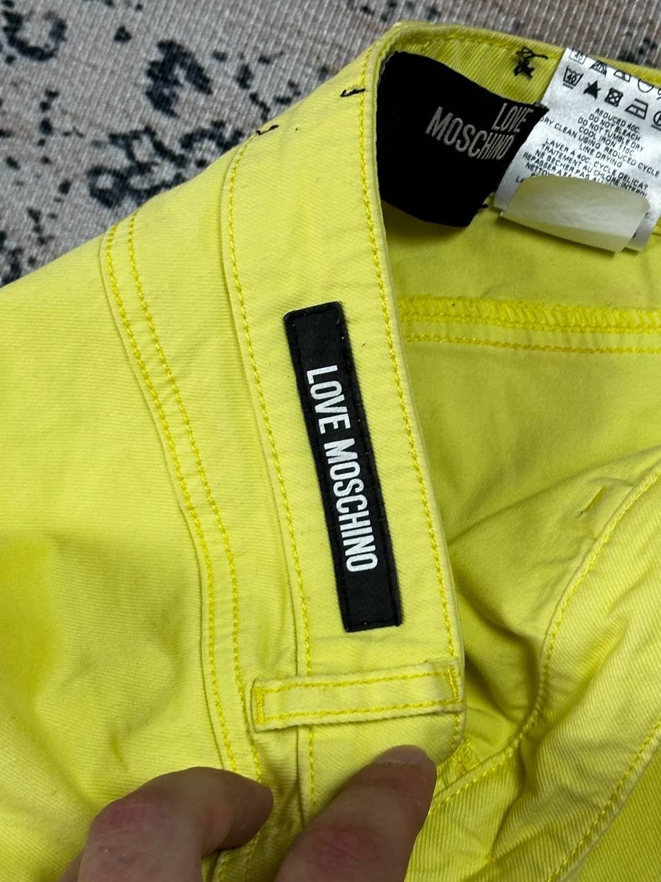 Love Moschino Love Moschino Rare Hearts Pockets Yellow Pants Vintage Size 32" / US 10 / IT 46 - 11 Thumbnail